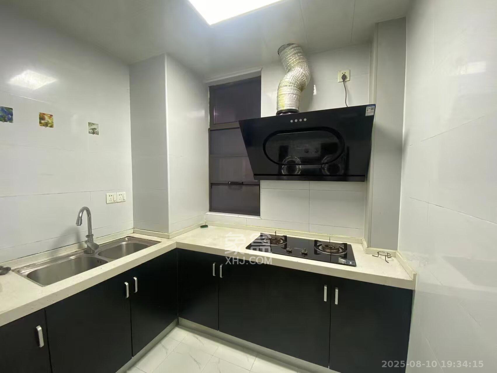 嘉雨兴园 2室1厅1卫 2500.00元/月 嘉雨兴园 2室1厅1卫 2500.00元/月室内图