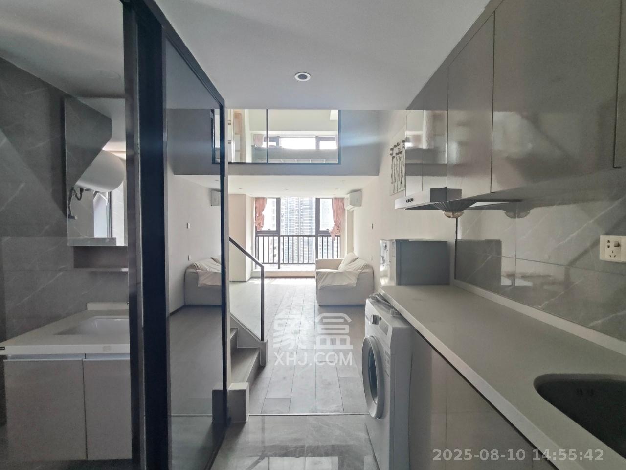 中一鲲出(鲲鹏府) 2室1厅1卫 2700.00元/月 中一鲲出(鲲鹏府) 2室1厅1卫 2700.00元/月室内图