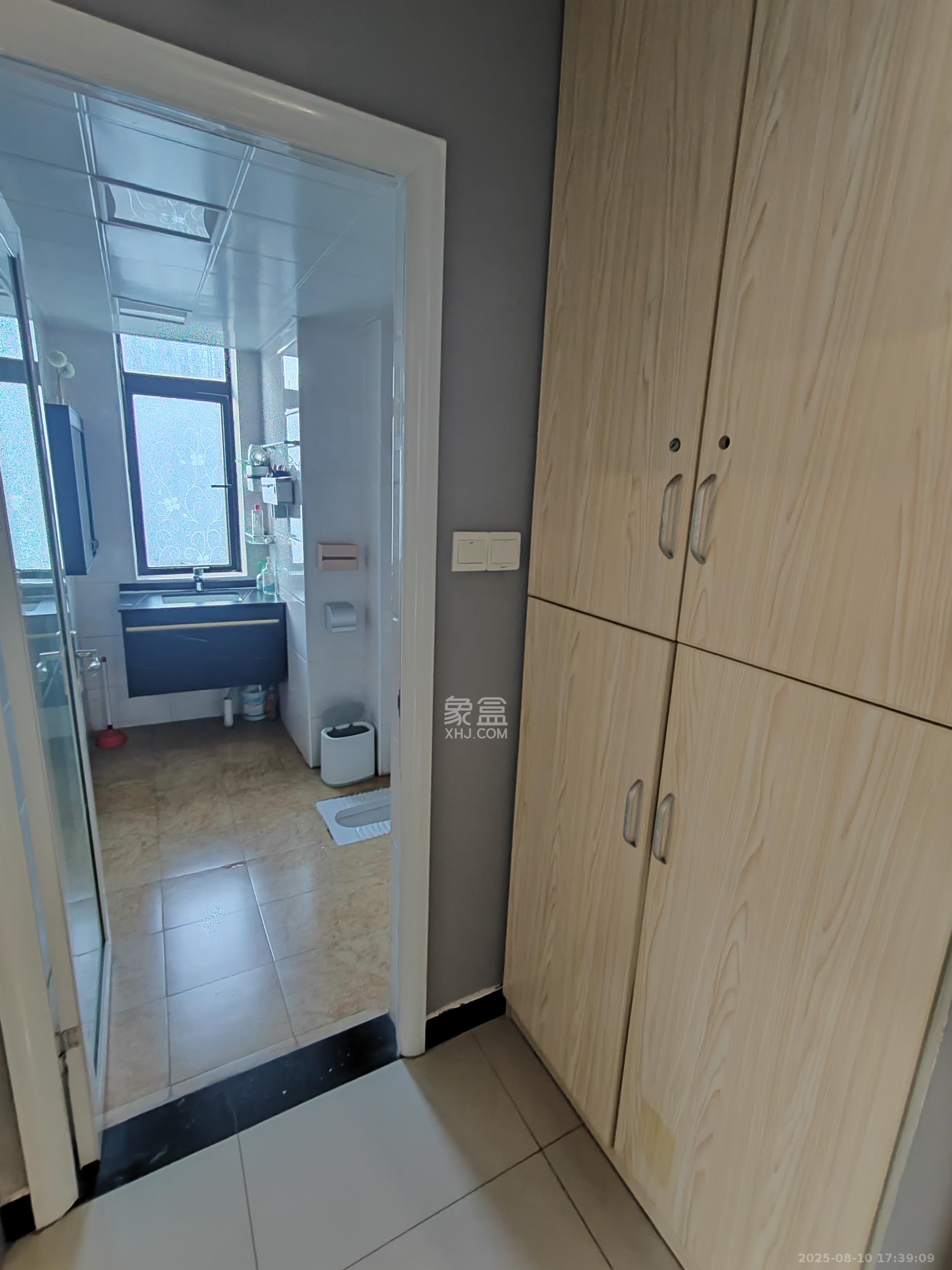 湘域城邦(湘域国际中心) 3室1厅1卫 3800.0元/月 湘域城邦(湘域国际中心) 3室1厅1卫 3800.0元/月室内图