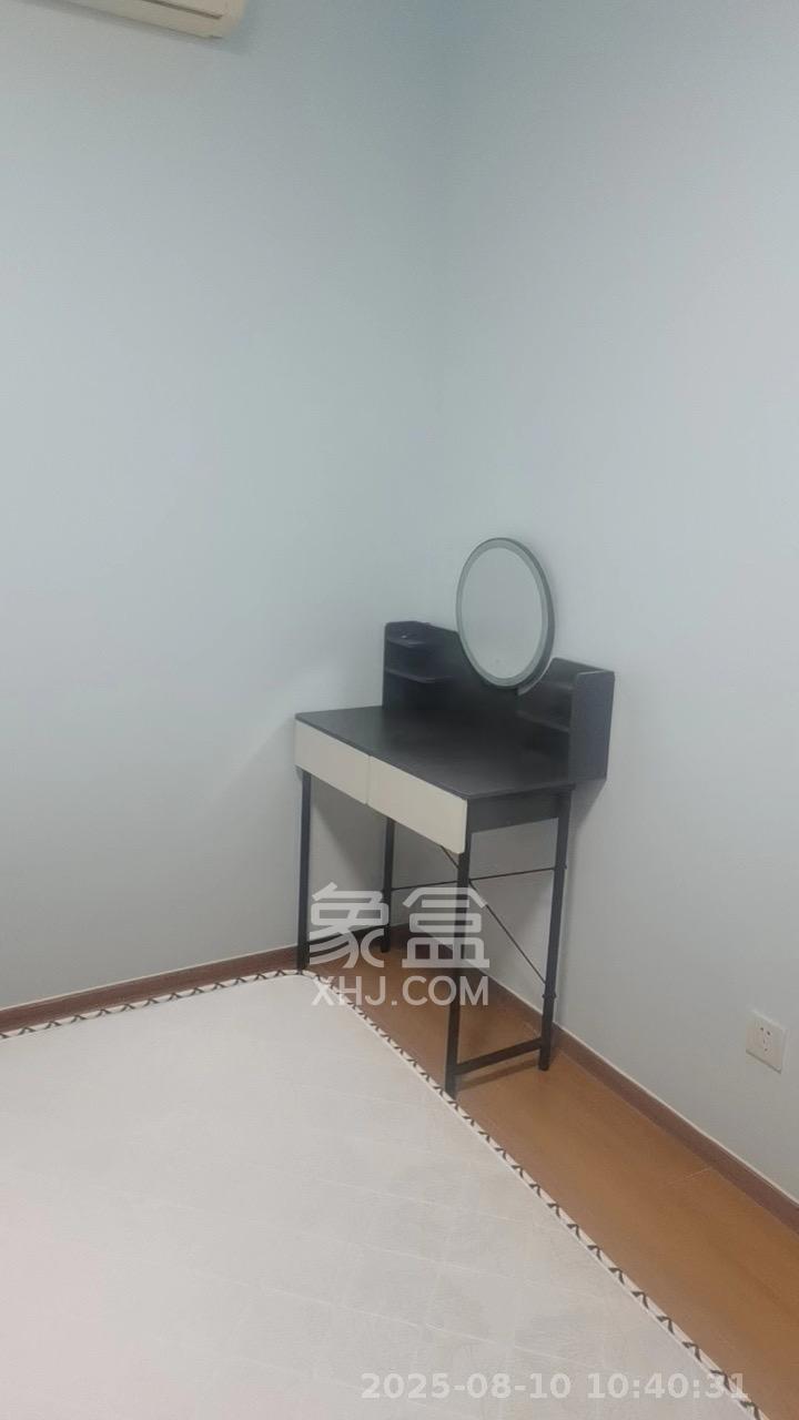 巧克力空间（建鸿达现代大厦）  3室2厅1卫    2200.0元/月室内图