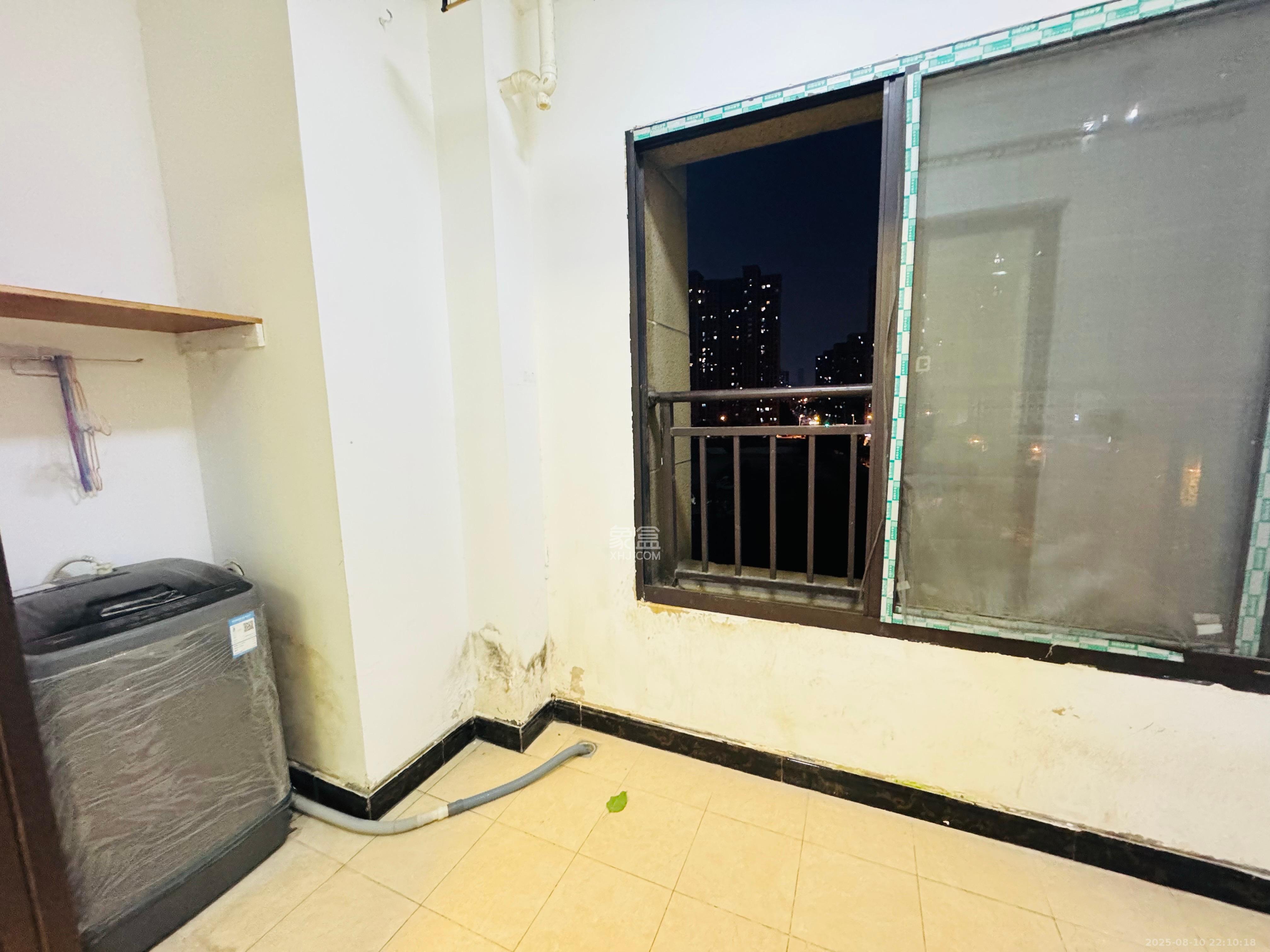 光明E城 2室2厅1卫 2000.0元/月 光明E城 2室2厅1卫 2000.0元/月室内图