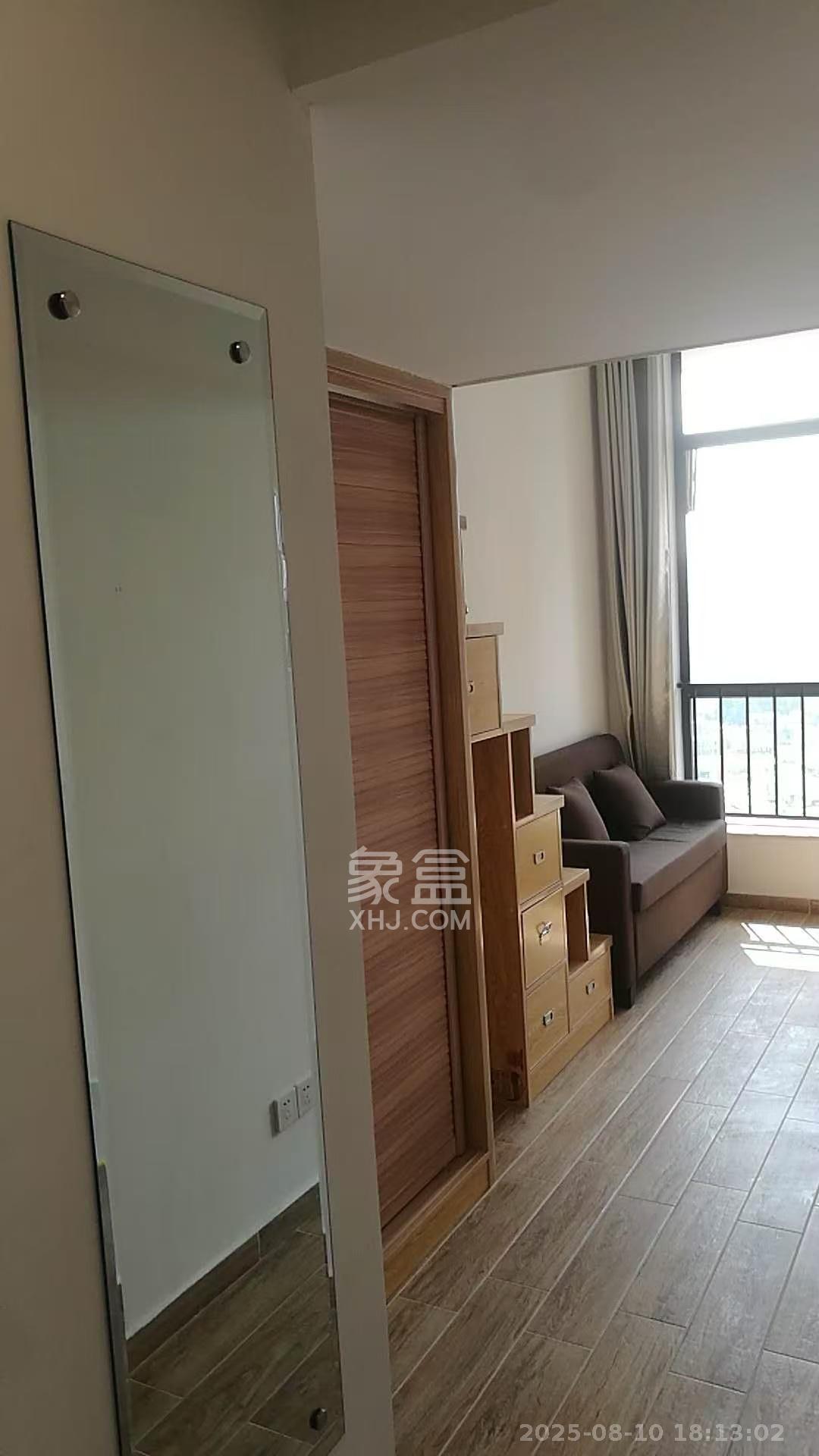 叠彩兰亭 1室1厅1卫 1200.0元/月 叠彩兰亭 1室1厅1卫 1200.0元/月室内图