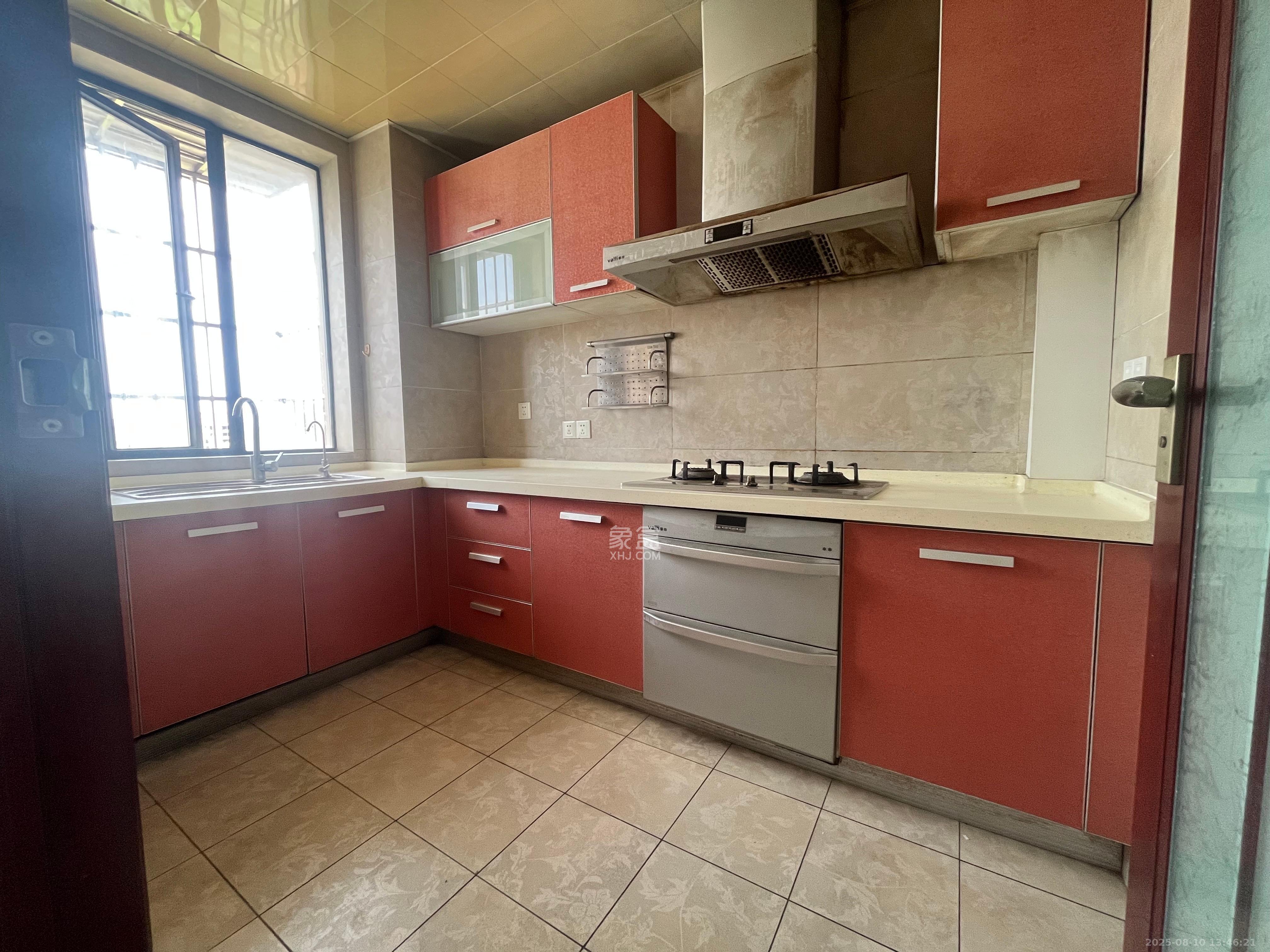 三江花中城 3室2厅2卫 3200.0元/月 三江花中城 3室2厅2卫 3200.0元/月室内图