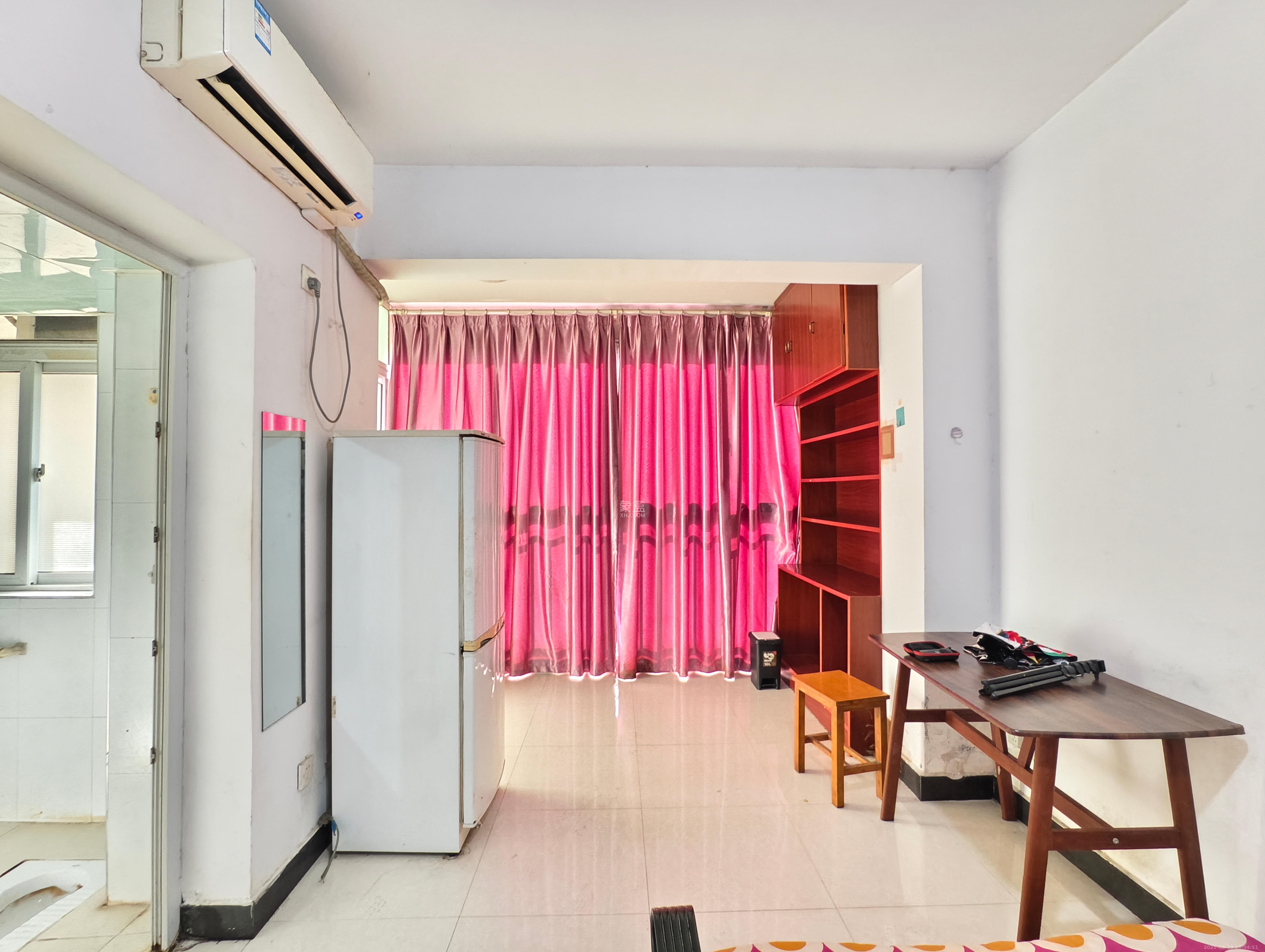 风华四季园  1室1厅1卫    1400.0元/月室内图