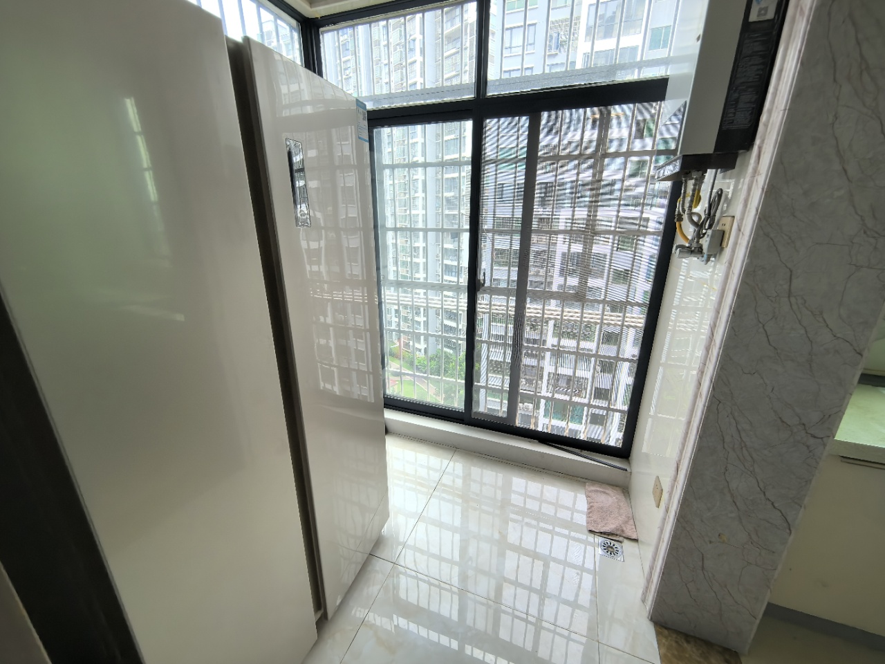 国色天香 4室2厅2卫 1800.0元/月 国色天香 4室2厅2卫 1800.0元/月室内图