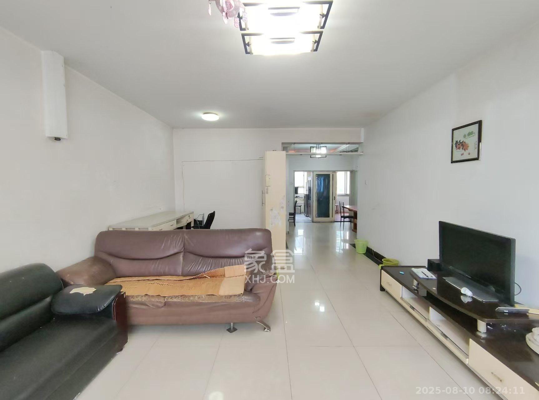 天润花园 3室2厅1卫 1600.0元/月 天润花园 3室2厅1卫 1600.0元/月室内图