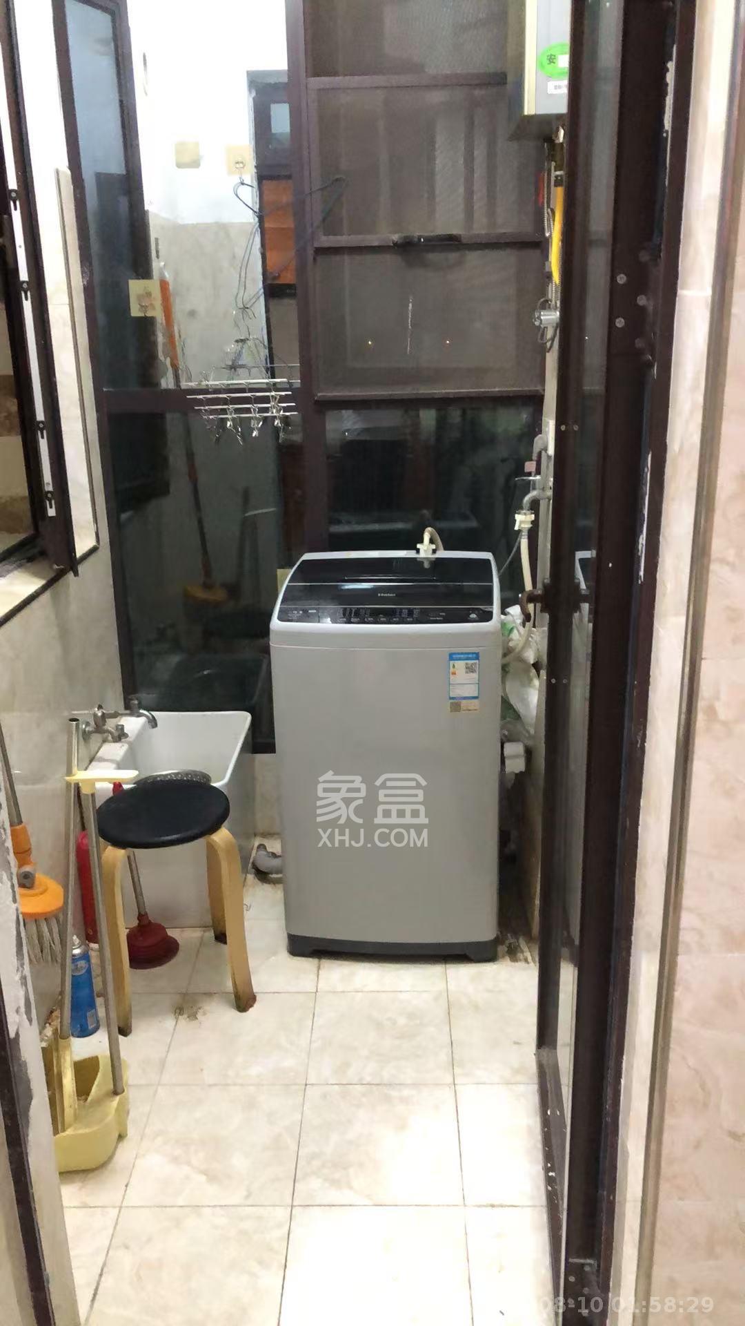 梅溪鑫苑名家  3室2厅1卫   2700.00元/月室内图