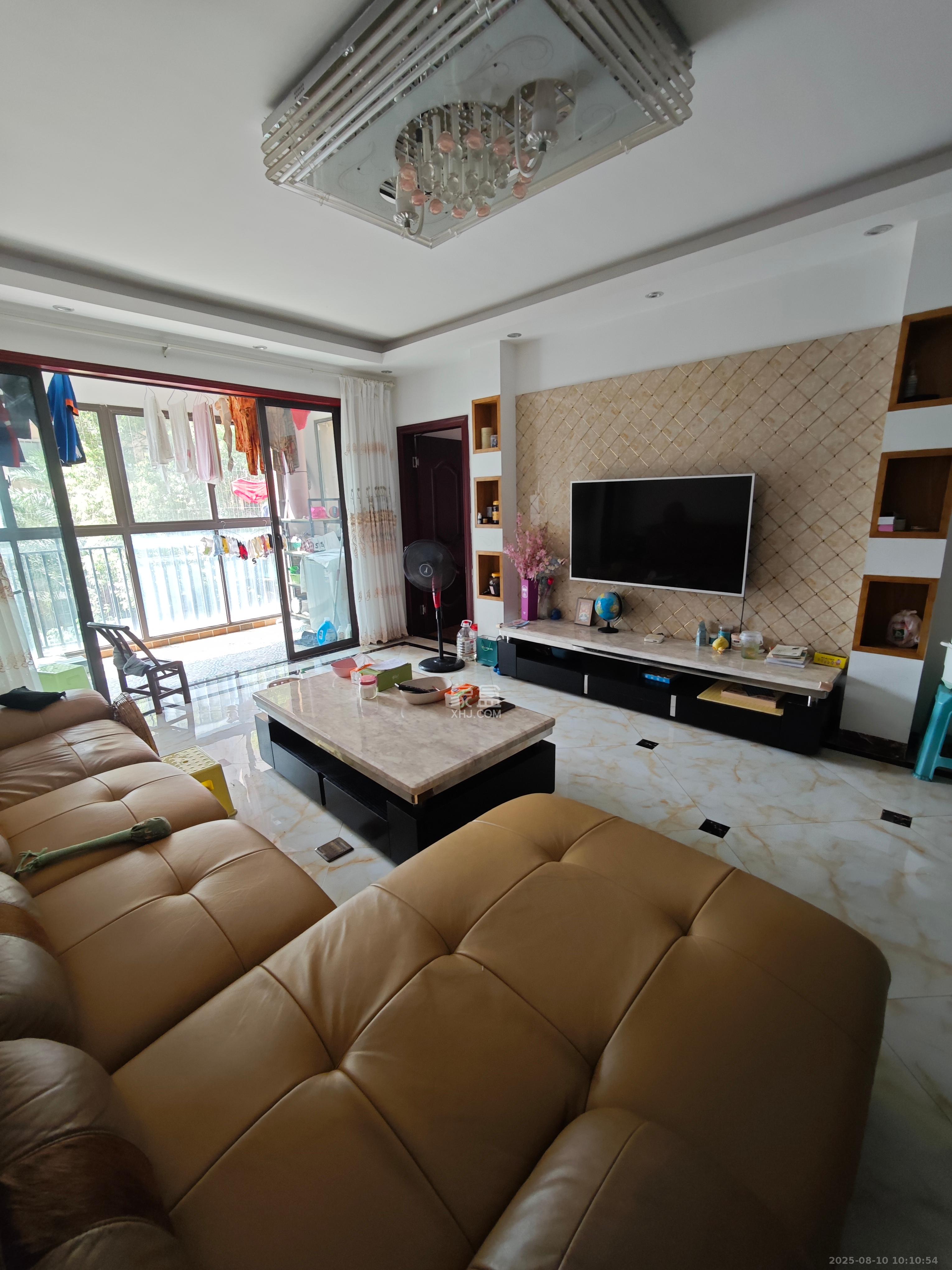 佳兆业水岸新都  4室2厅1卫    2000.0元/月室内图