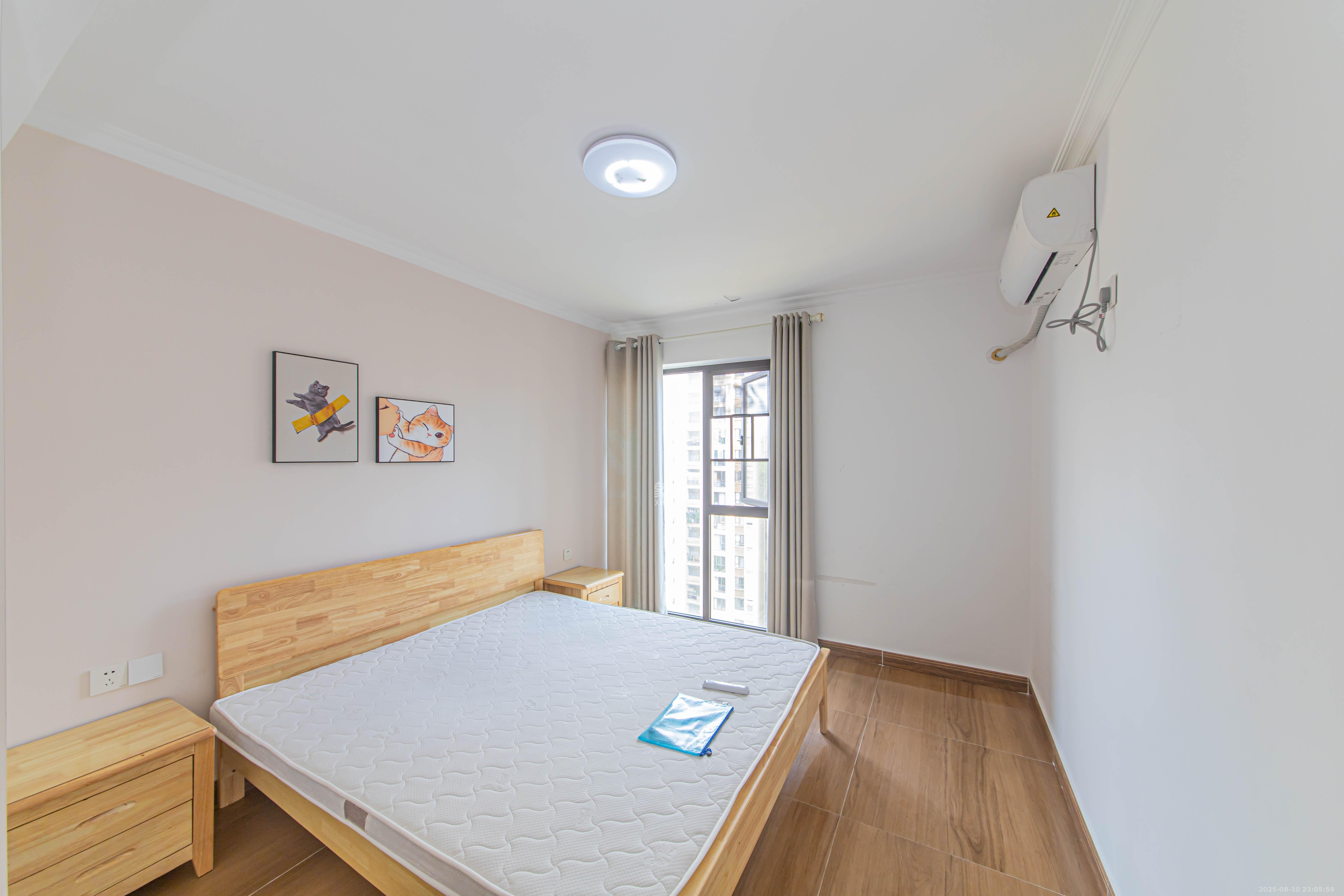 北辰中央公园DF区  3室2厅1卫    98.0万卧室