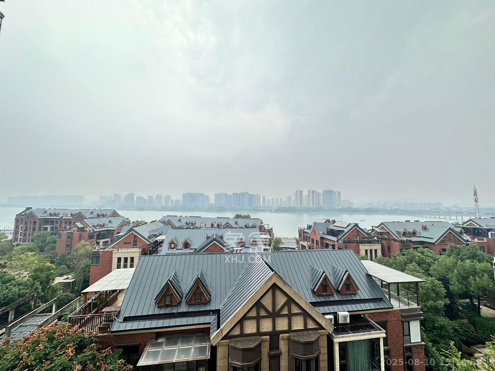 万科紫台  3室2厅2卫    5200.0元/月 万科紫台  3室2厅2卫    5200.0元/月