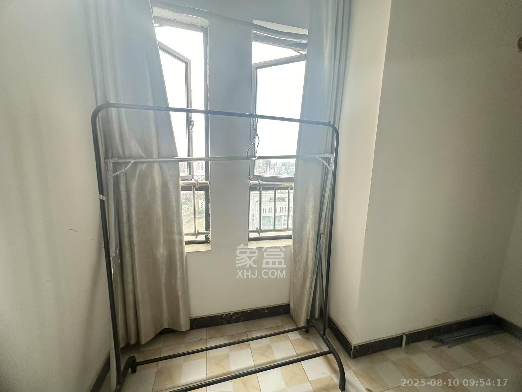 天鸿天府(天鸿中央大院) 2室1厅1卫 1800.0元/月 天鸿天府(天鸿中央大院) 2室1厅1卫 1800.0元/月室内图