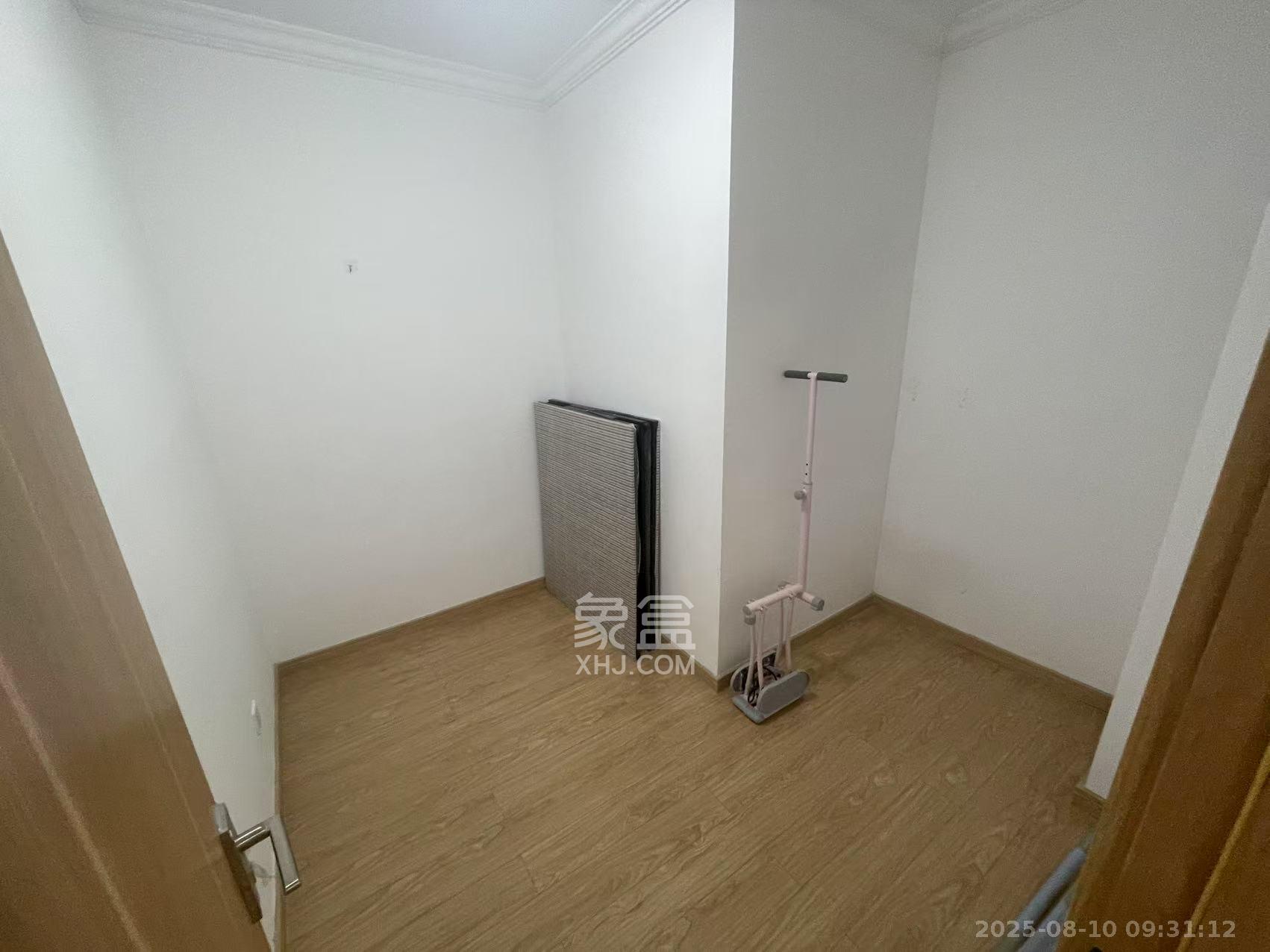 金辉优步花园 2室2厅1卫 2000.0元/月 金辉优步花园 2室2厅1卫 2000.0元/月室内图