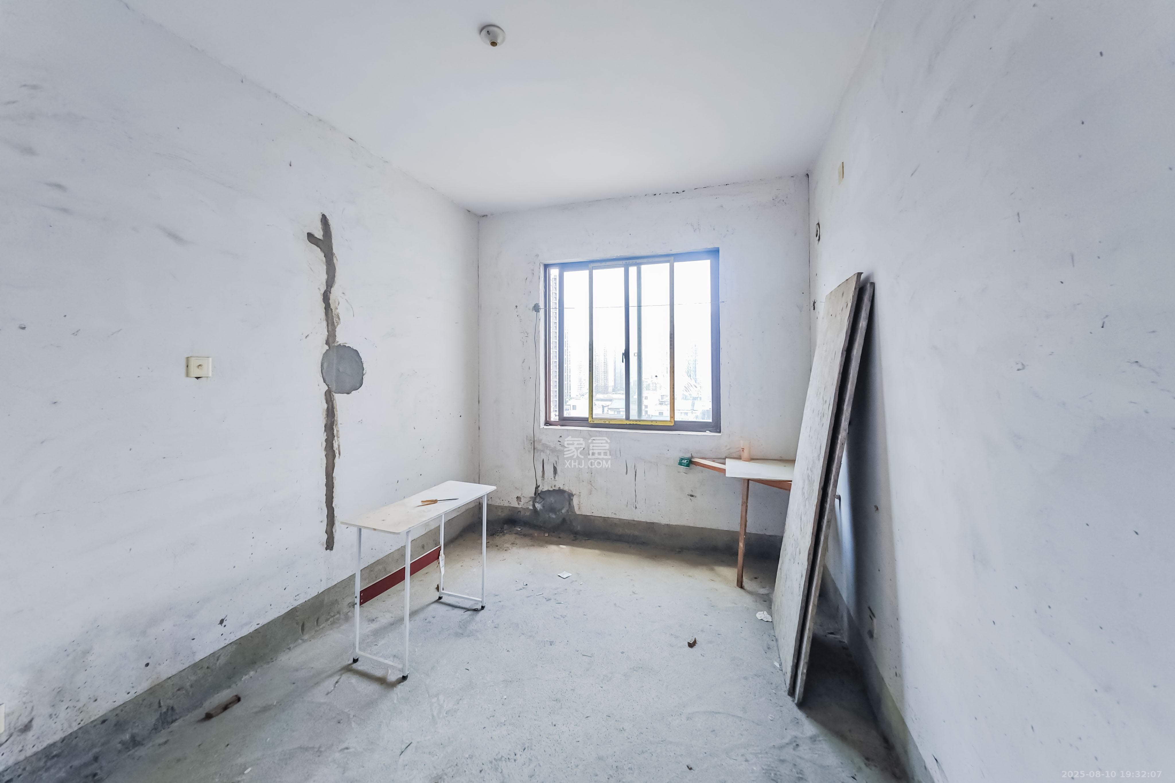 湘核佳苑  3室2厅1卫    66.0万 湘核佳苑  3室2厅1卫    66.0万其他