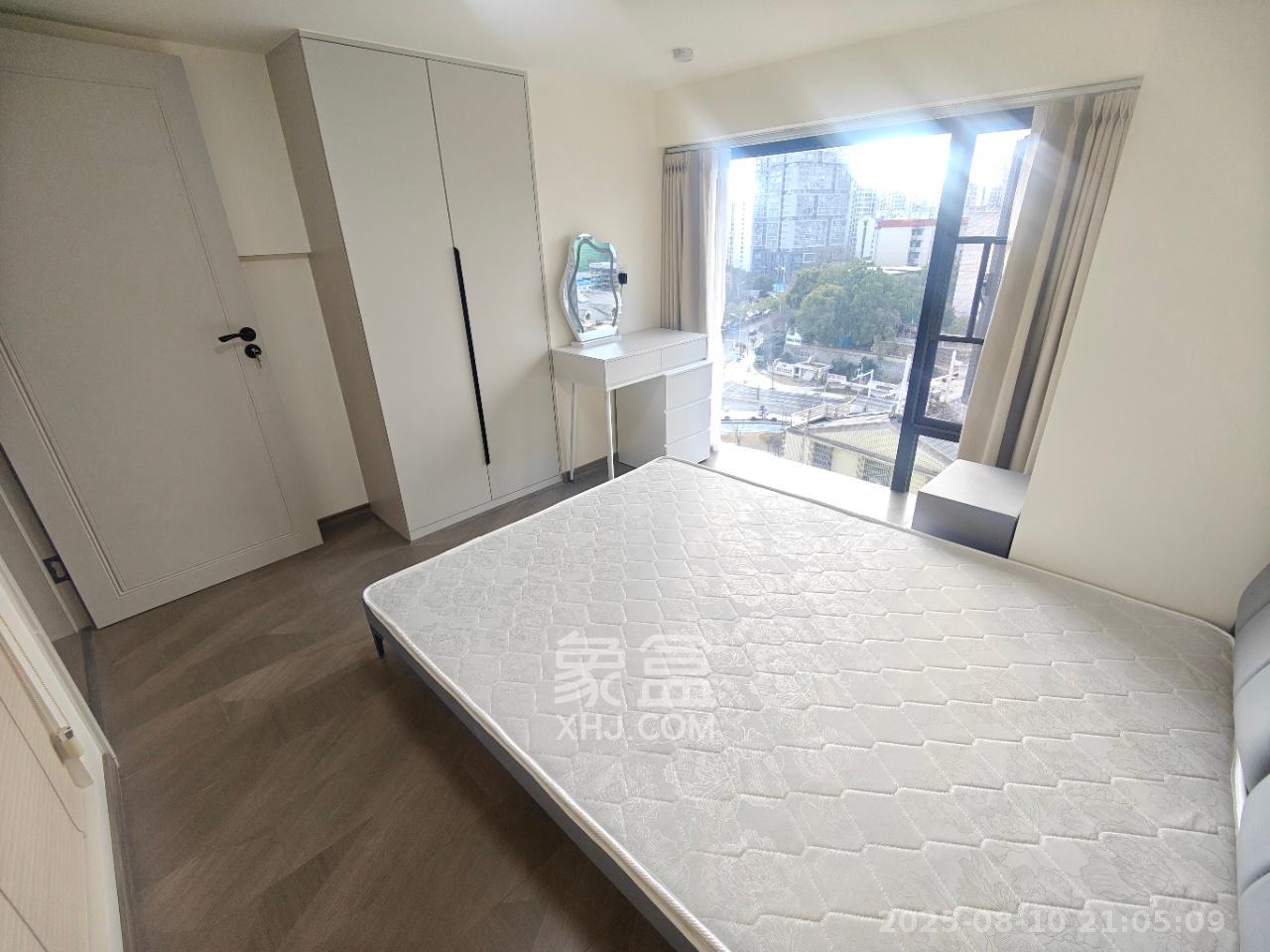 越秀悦湖台  2室1厅1卫   2600.00元/月室内图