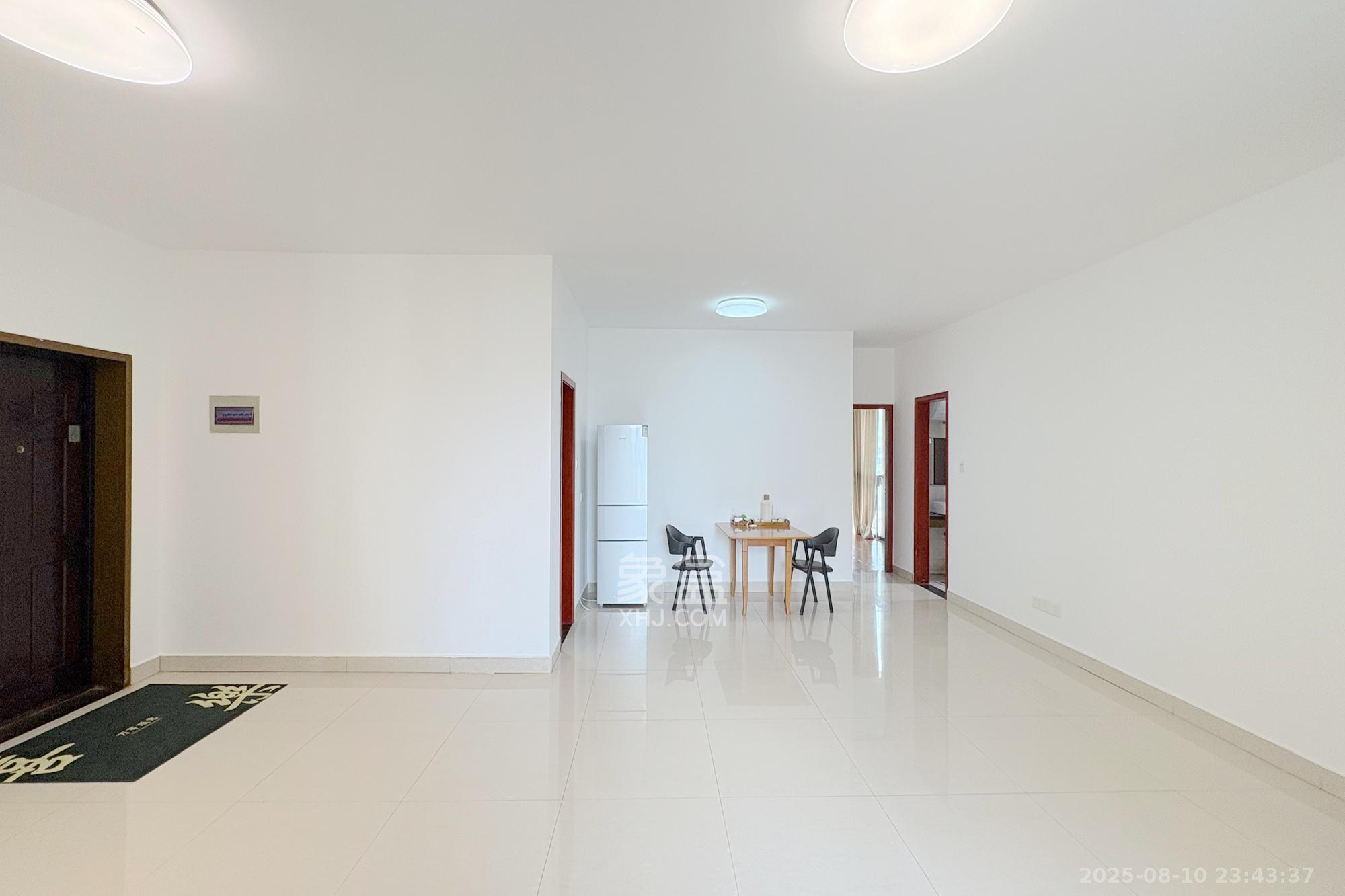 新楚天扶华庭  4室2厅1卫    138.0万 新楚天扶华庭  4室2厅1卫    138.0万