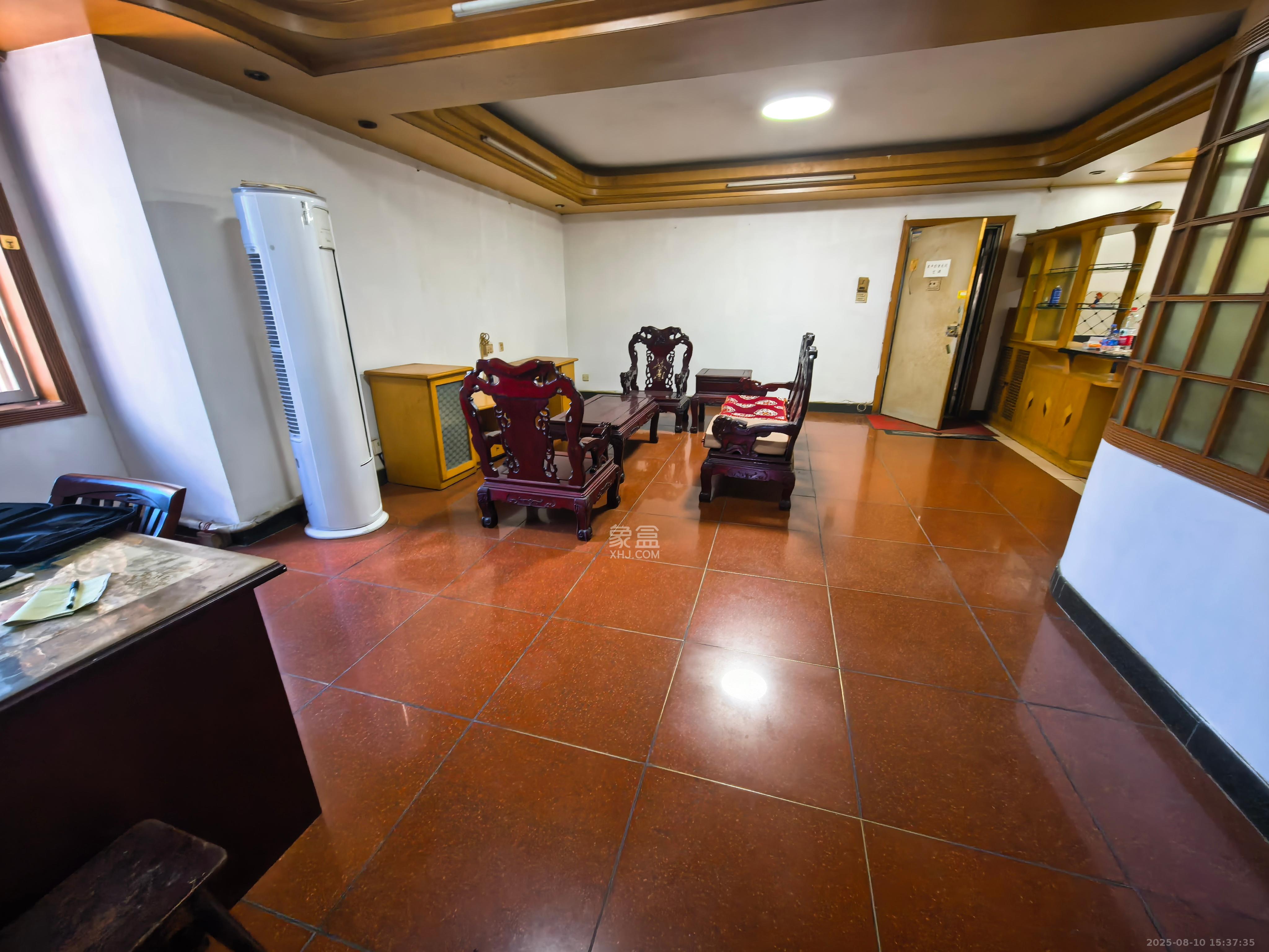 天心城市广场(黄金之城) 3室2厅2卫 2600.0元/月 天心城市广场(黄金之城) 3室2厅2卫 2600.0元/月室内图