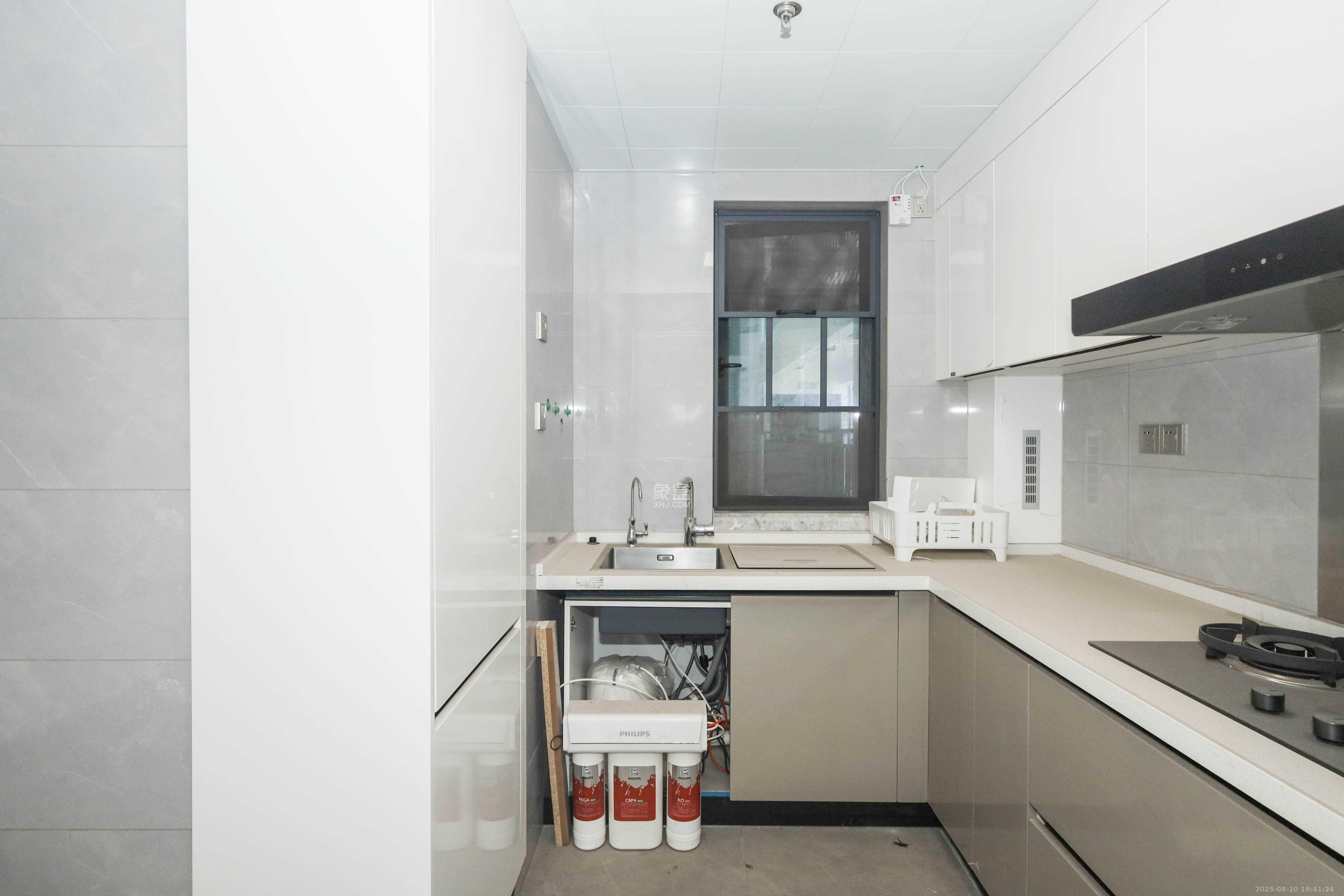 中国铁建湘语梅溪 0室0厅0卫 126.0万 中国铁建湘语梅溪 0室0厅0卫 126.0万厨房