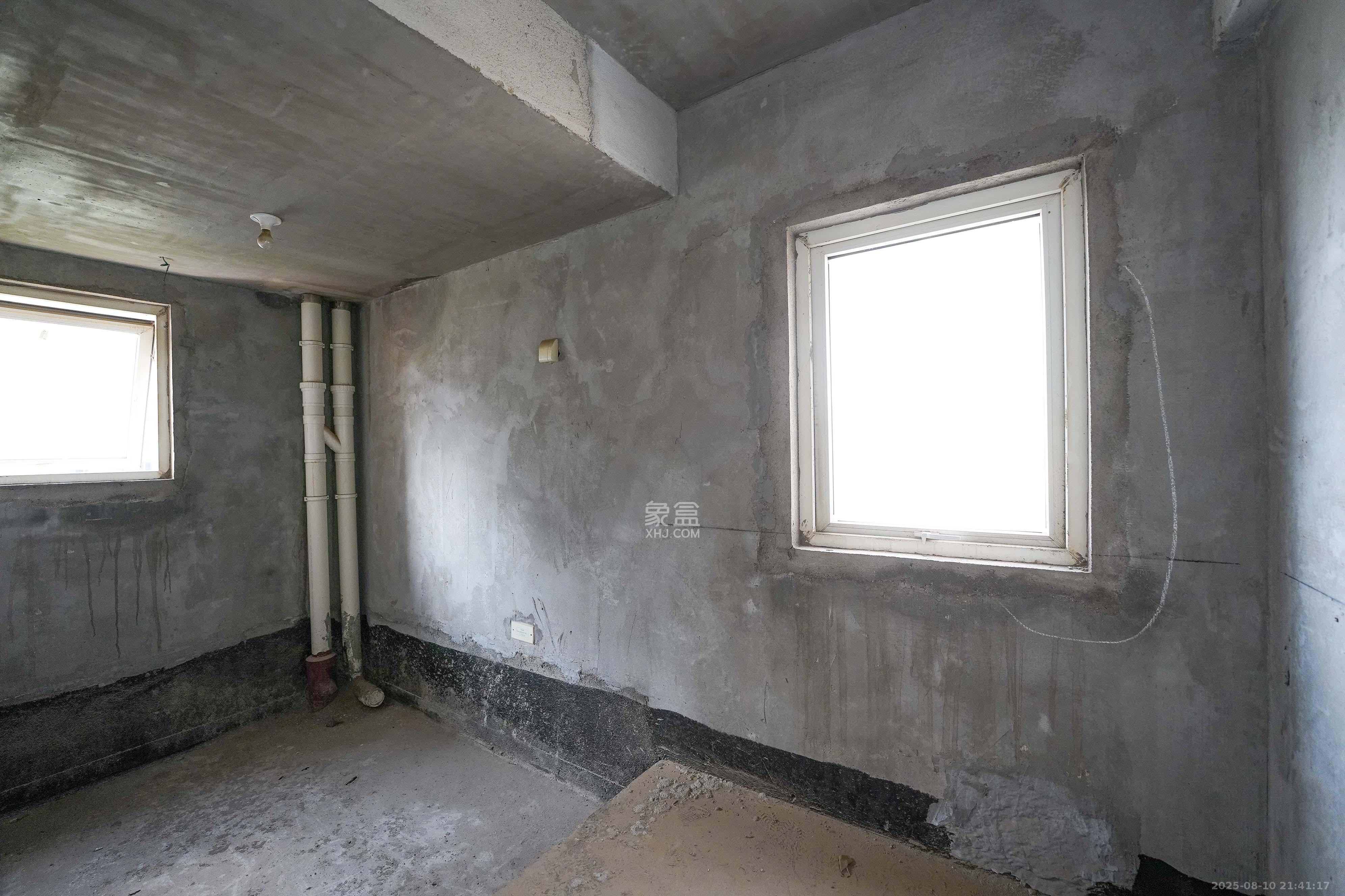 嘉华城(一期)  3室2厅2卫    126.0万 嘉华城(一期)  3室2厅2卫    126.0万卫生间