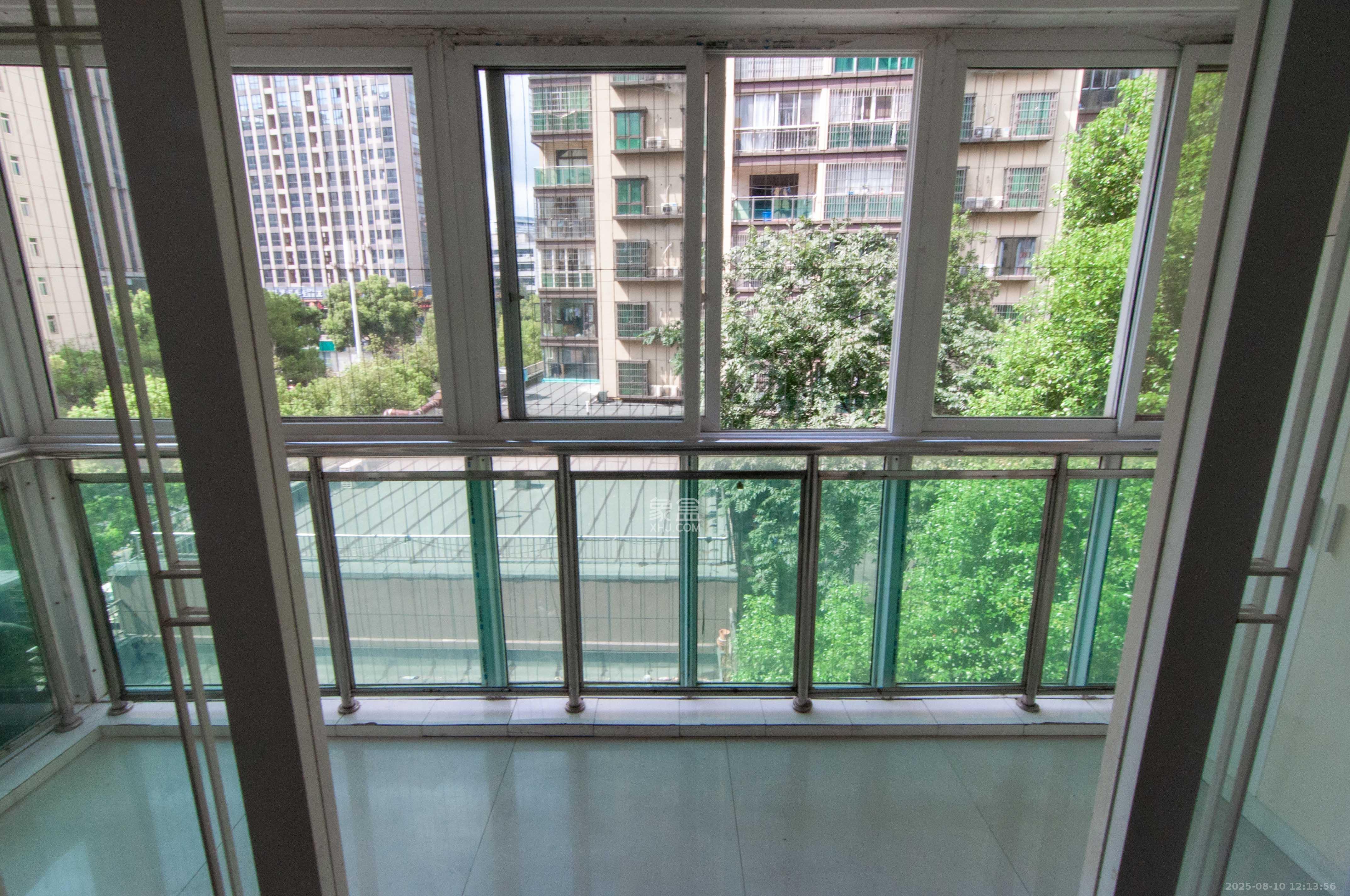 麓谷加州阳光  3室2厅2卫    89.0万其他