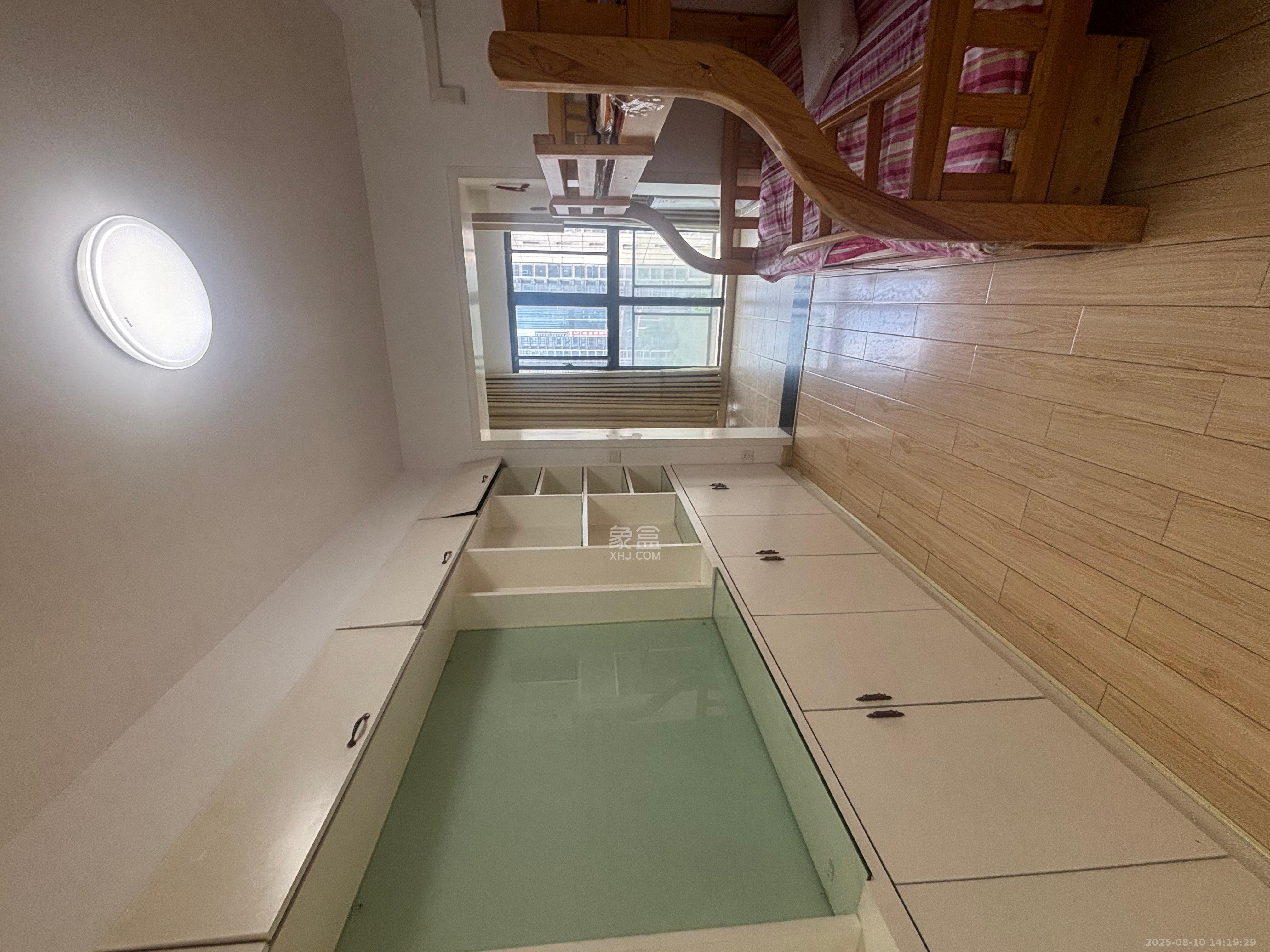 嘉宇盛世华章  4室2厅2卫    3800.0元/月 嘉宇盛世华章  4室2厅2卫    3800.0元/月室内图