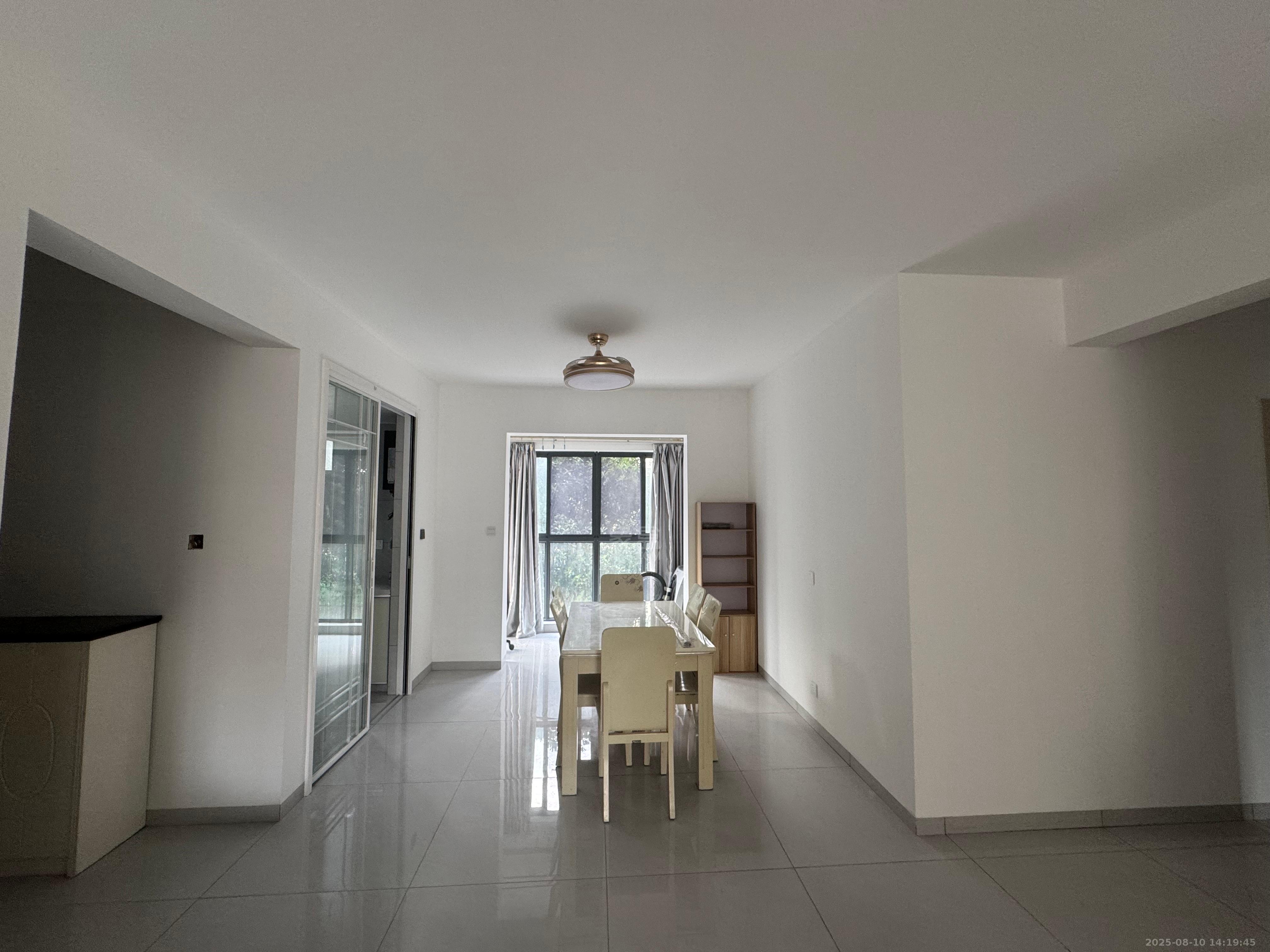 提香蓝岸  1室0厅0卫    1600.0元/月室内图