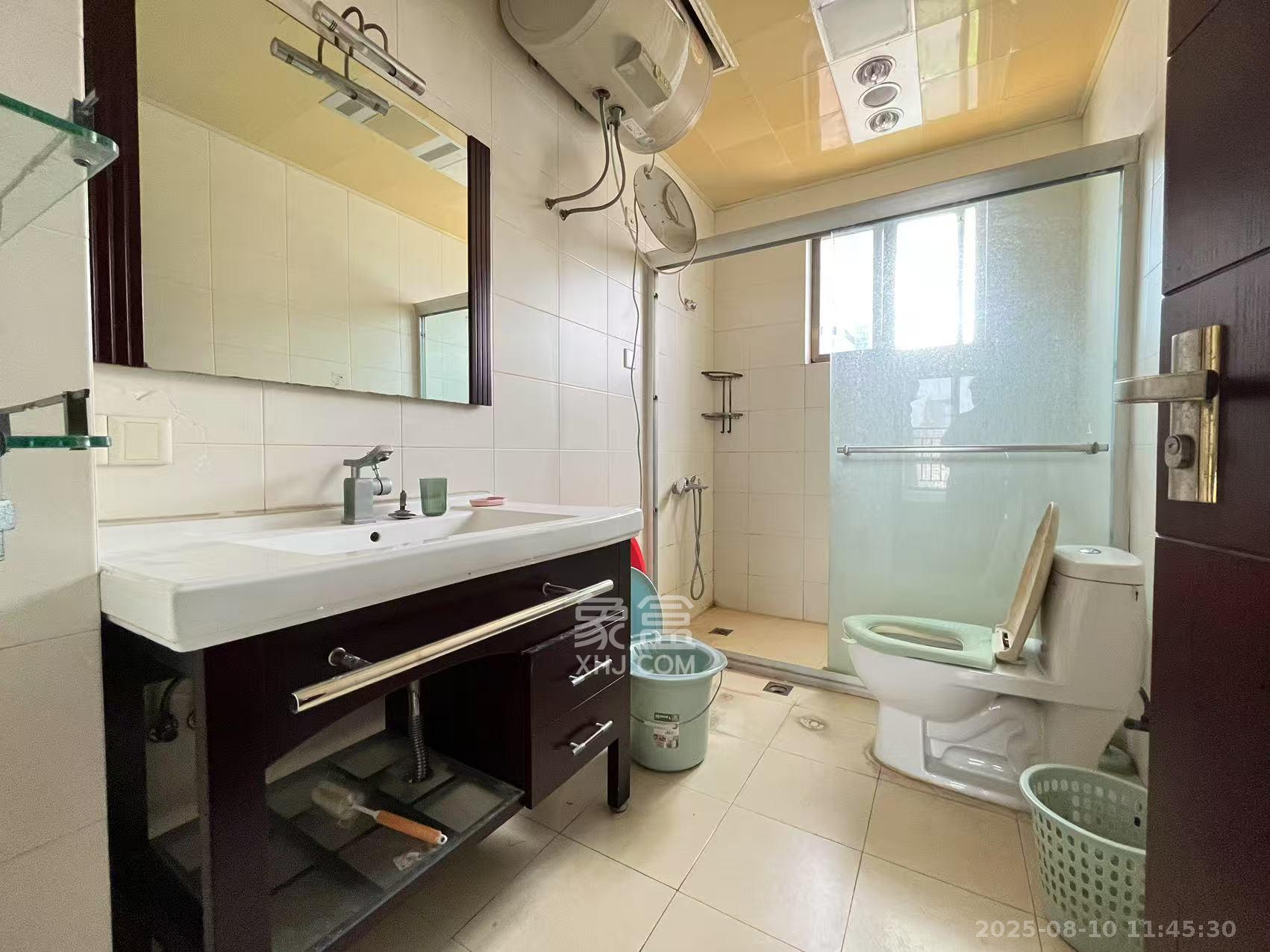 奥克大厦 3室2厅2卫 3500.0元/月 奥克大厦 3室2厅2卫 3500.0元/月室内图