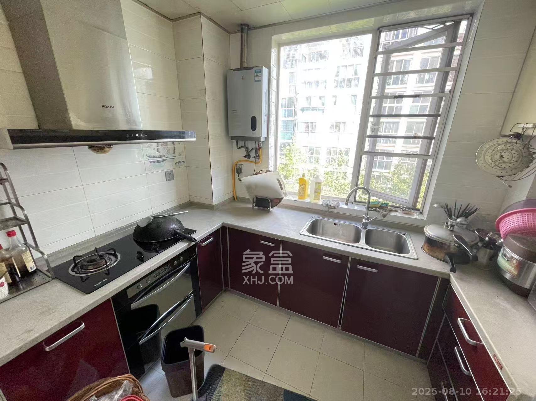 天鸿天府(天鸿中央大院) 3室2厅2卫 2800.0元/月 天鸿天府(天鸿中央大院) 3室2厅2卫 2800.0元/月室内图