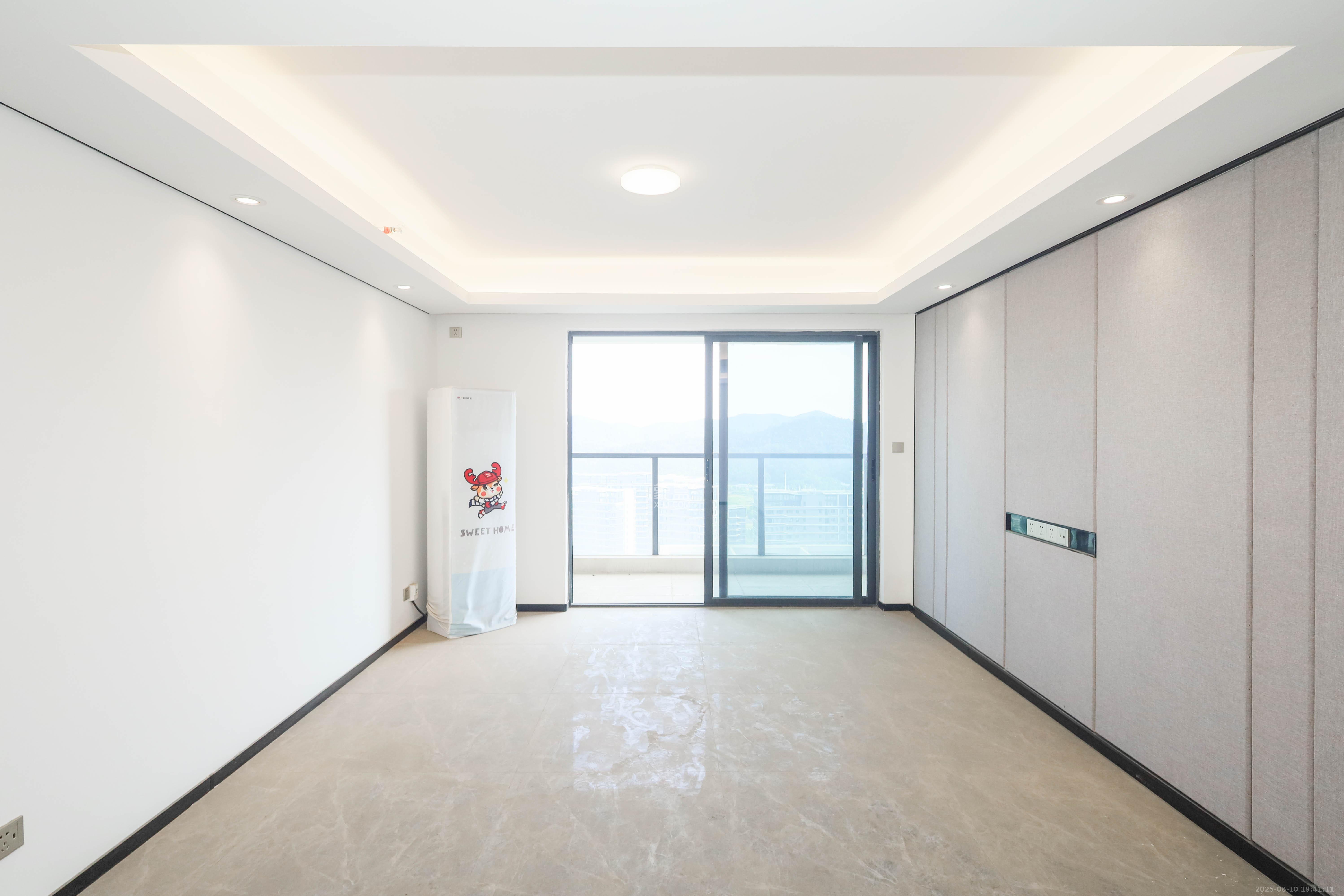 中国铁建湘语梅溪 0室0厅0卫 126.0万 中国铁建湘语梅溪 0室0厅0卫 126.0万客厅