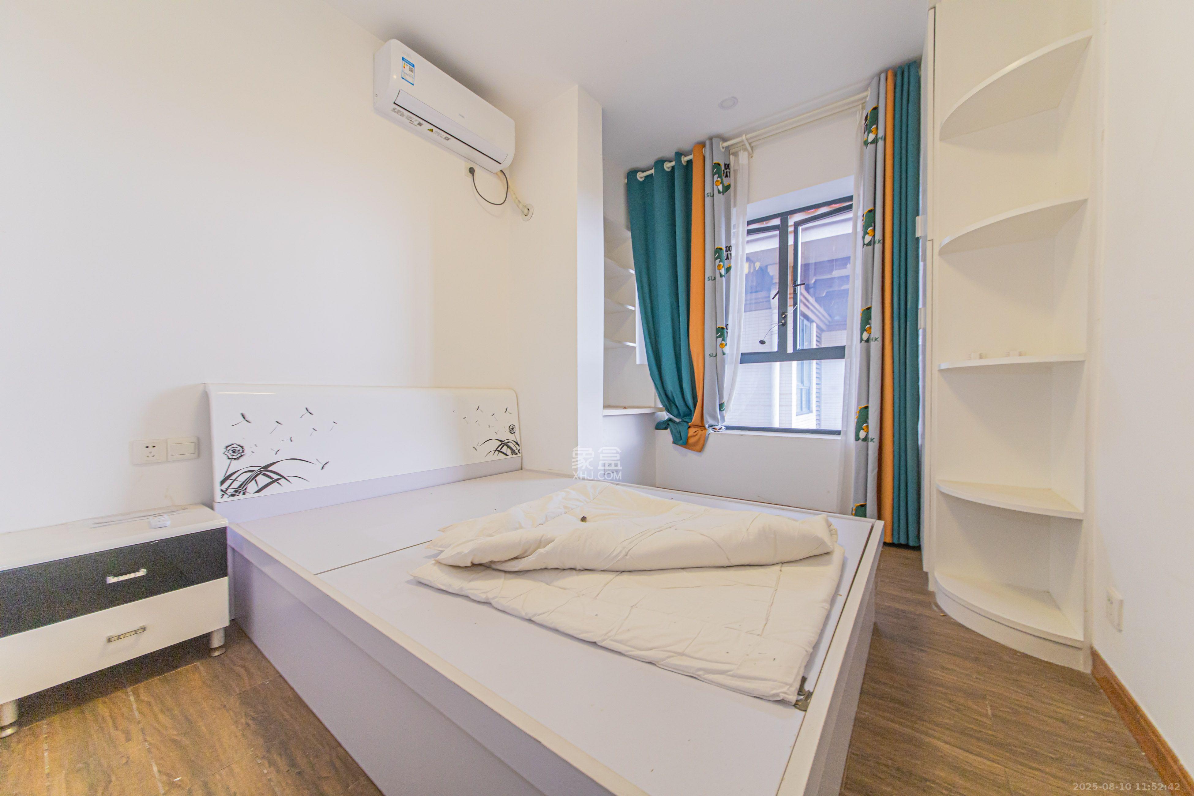 中建芙蓉嘉苑 3室2厅2卫 2300.0元/月 中建芙蓉嘉苑 3室2厅2卫 2300.0元/月室内图