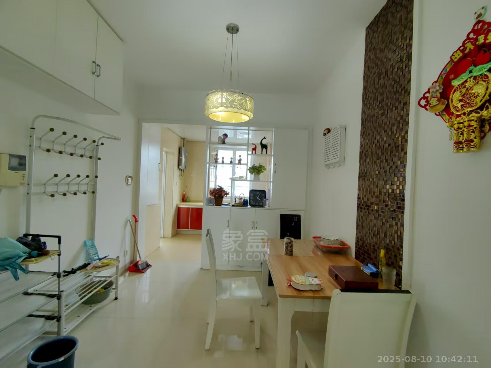 莱茵小镇  2室2厅2卫    1500.0元/月室内图