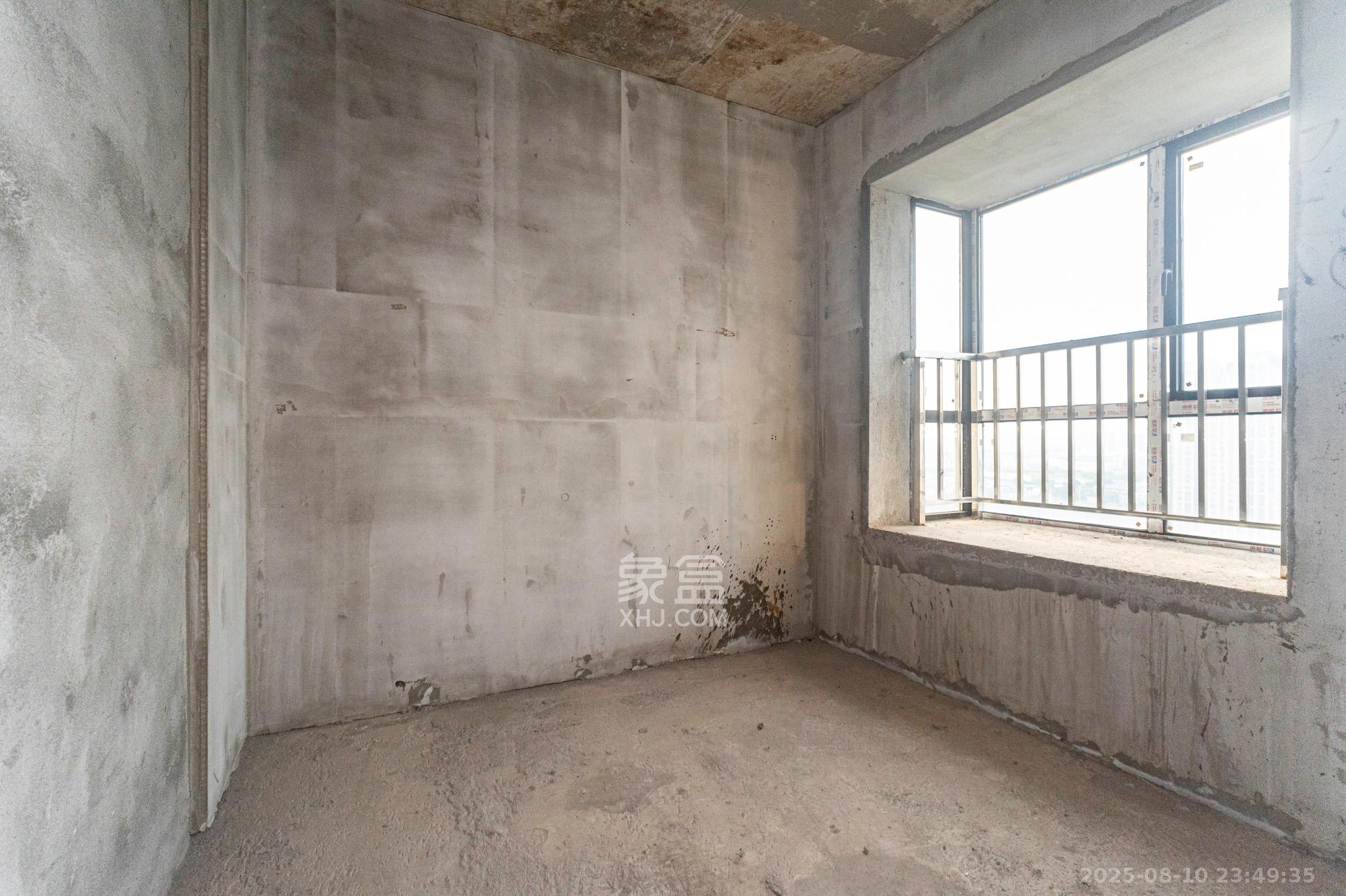 财汇新天地（财汇商务广场）  1室0厅0卫   48.00万其他