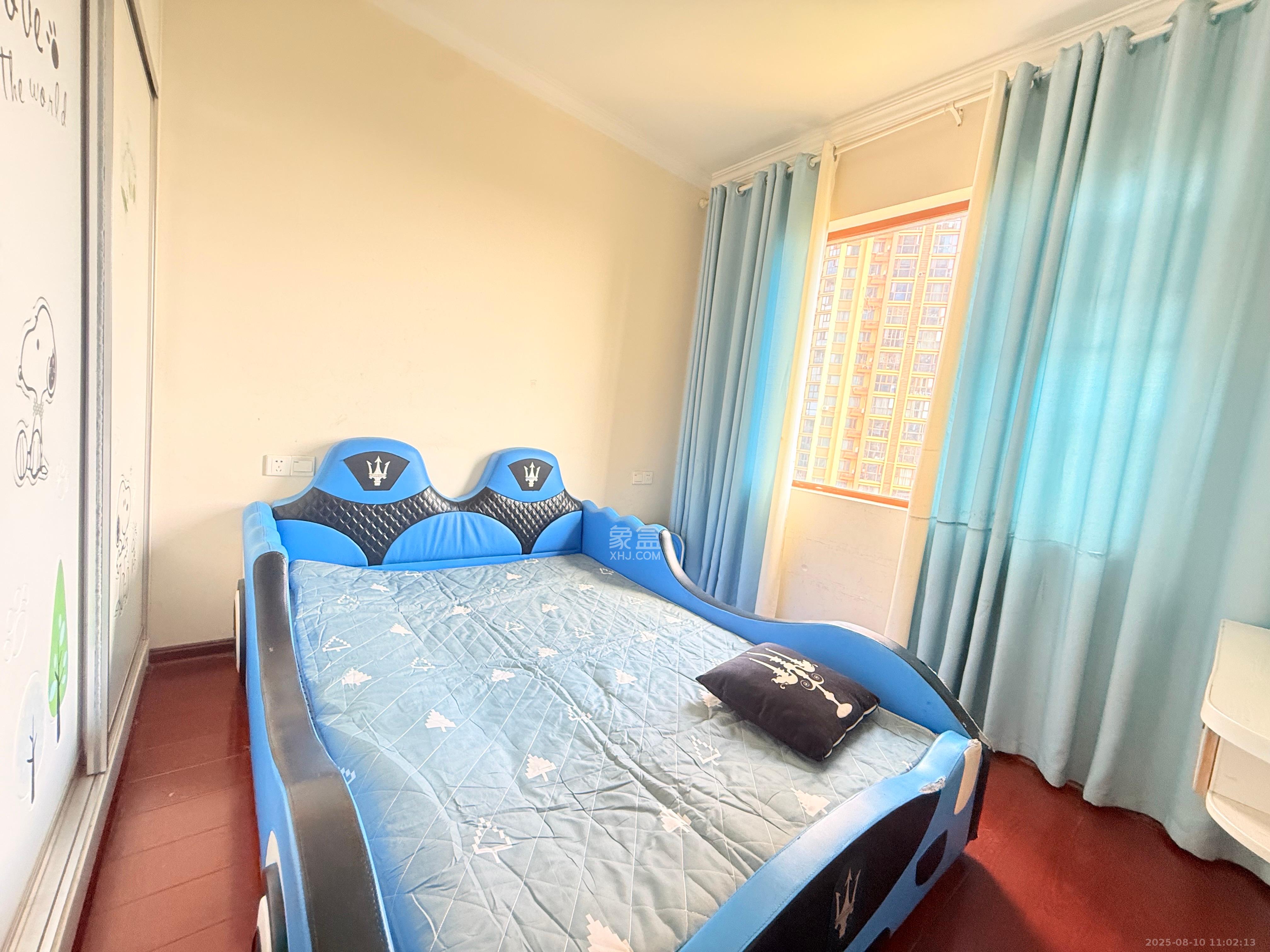 万里时代 4室2厅2卫 3200.0元/月 万里时代 4室2厅2卫 3200.0元/月室内图