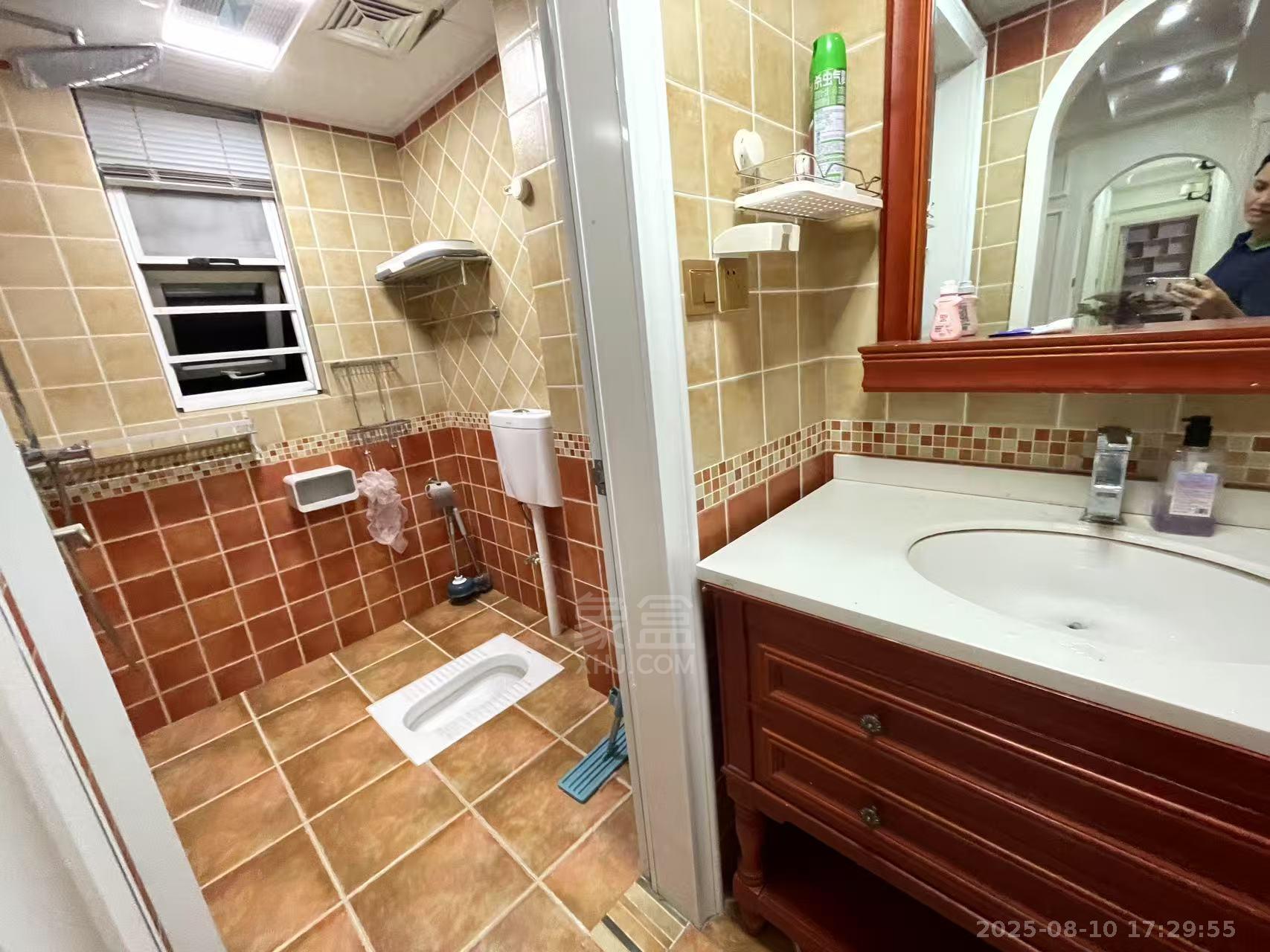 美的城二期 3室2厅2卫 2400.0元/月 美的城二期 3室2厅2卫 2400.0元/月室内图