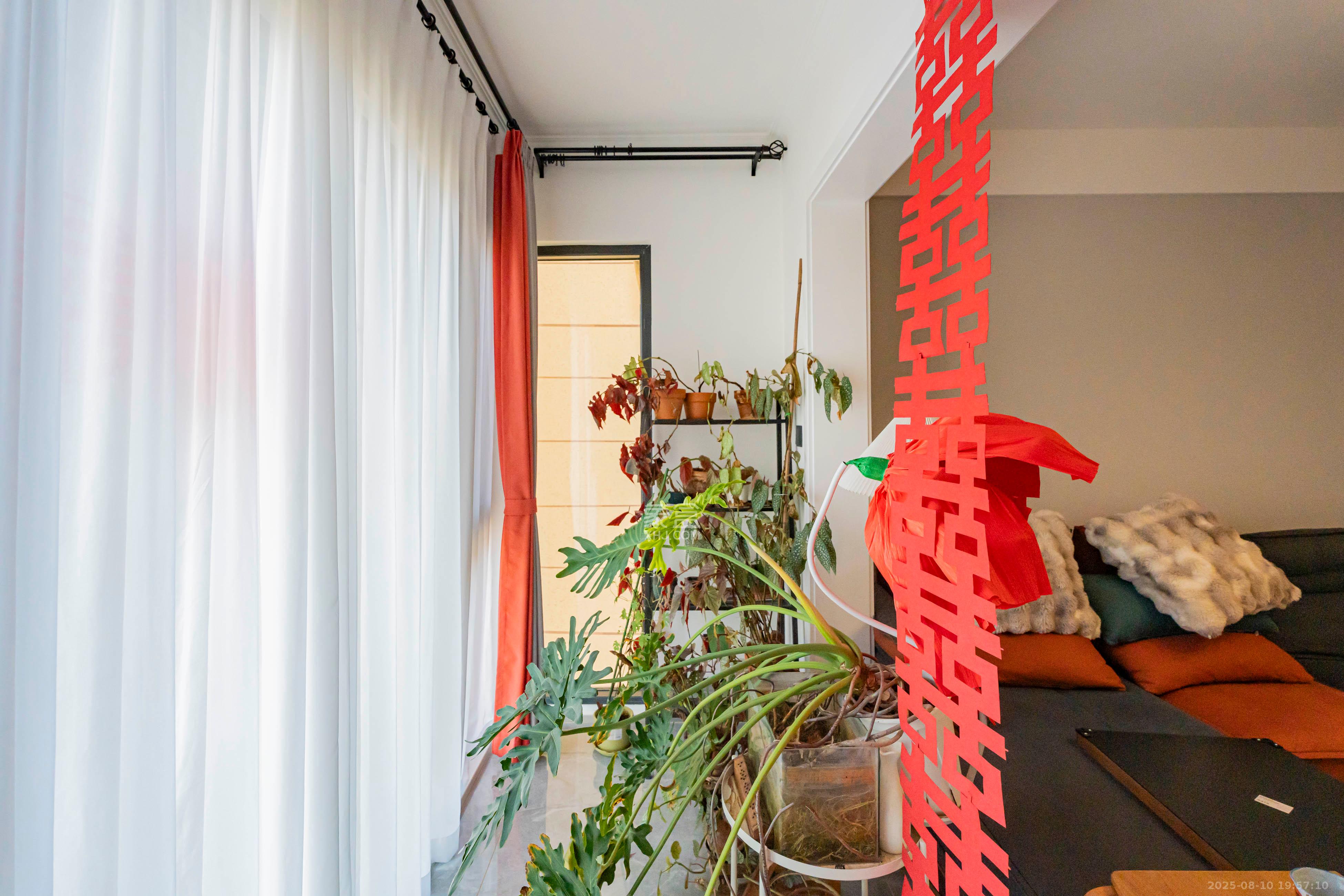 五矿沁园金城(春和景园) 4室2厅2卫 140.0万 五矿沁园金城(春和景园) 4室2厅2卫 140.0万阳台