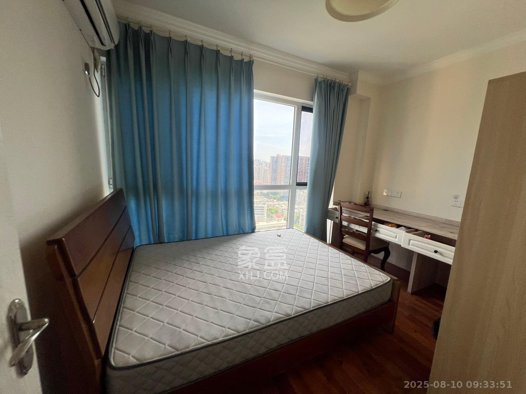 荣盛花语书苑 4室0厅0卫 4000.0元/月 荣盛花语书苑 4室0厅0卫 4000.0元/月室内图