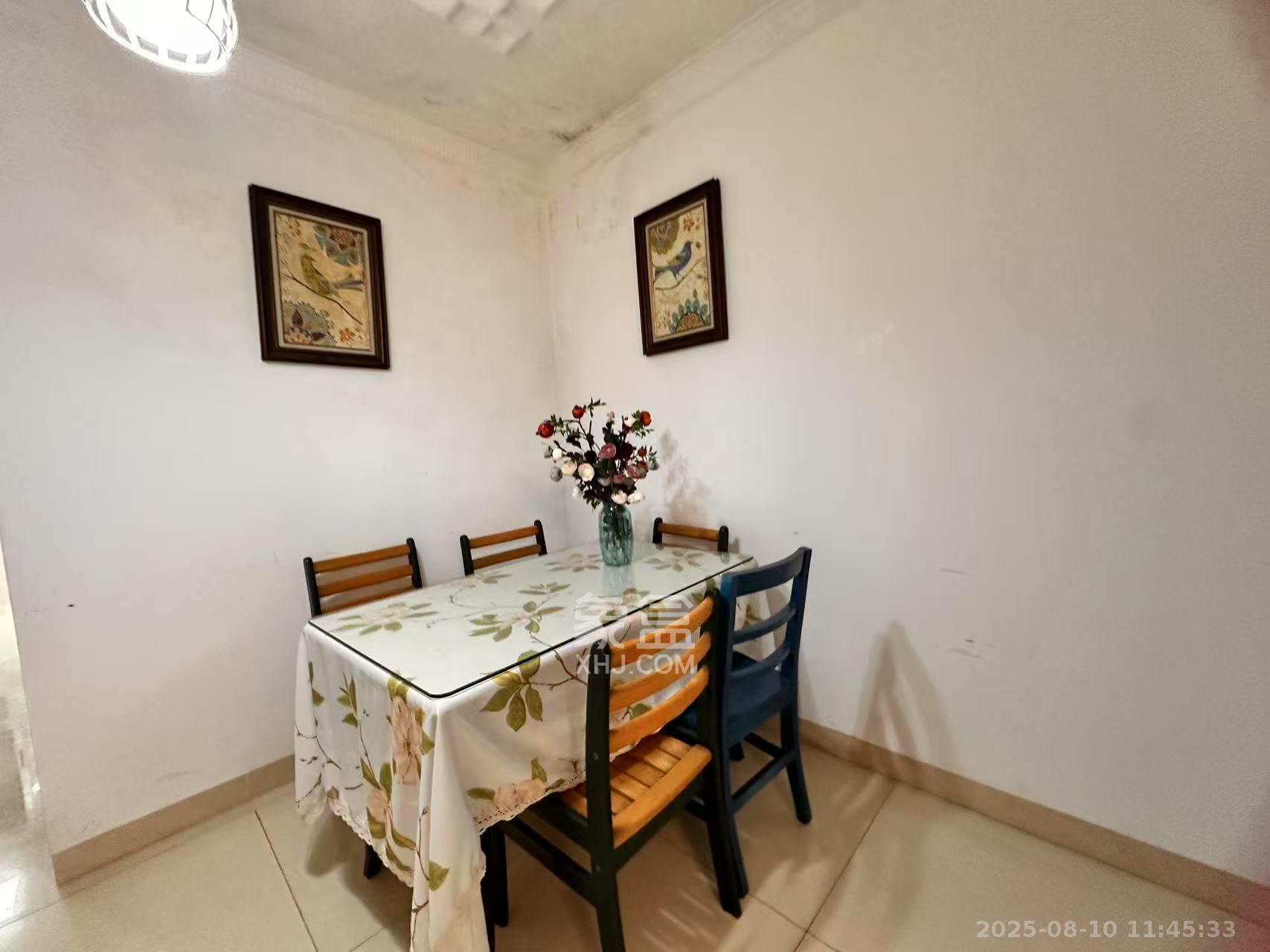 省建苑小区  3室2厅1卫    3300.0元/月 省建苑小区  3室2厅1卫    3300.0元/月室内图