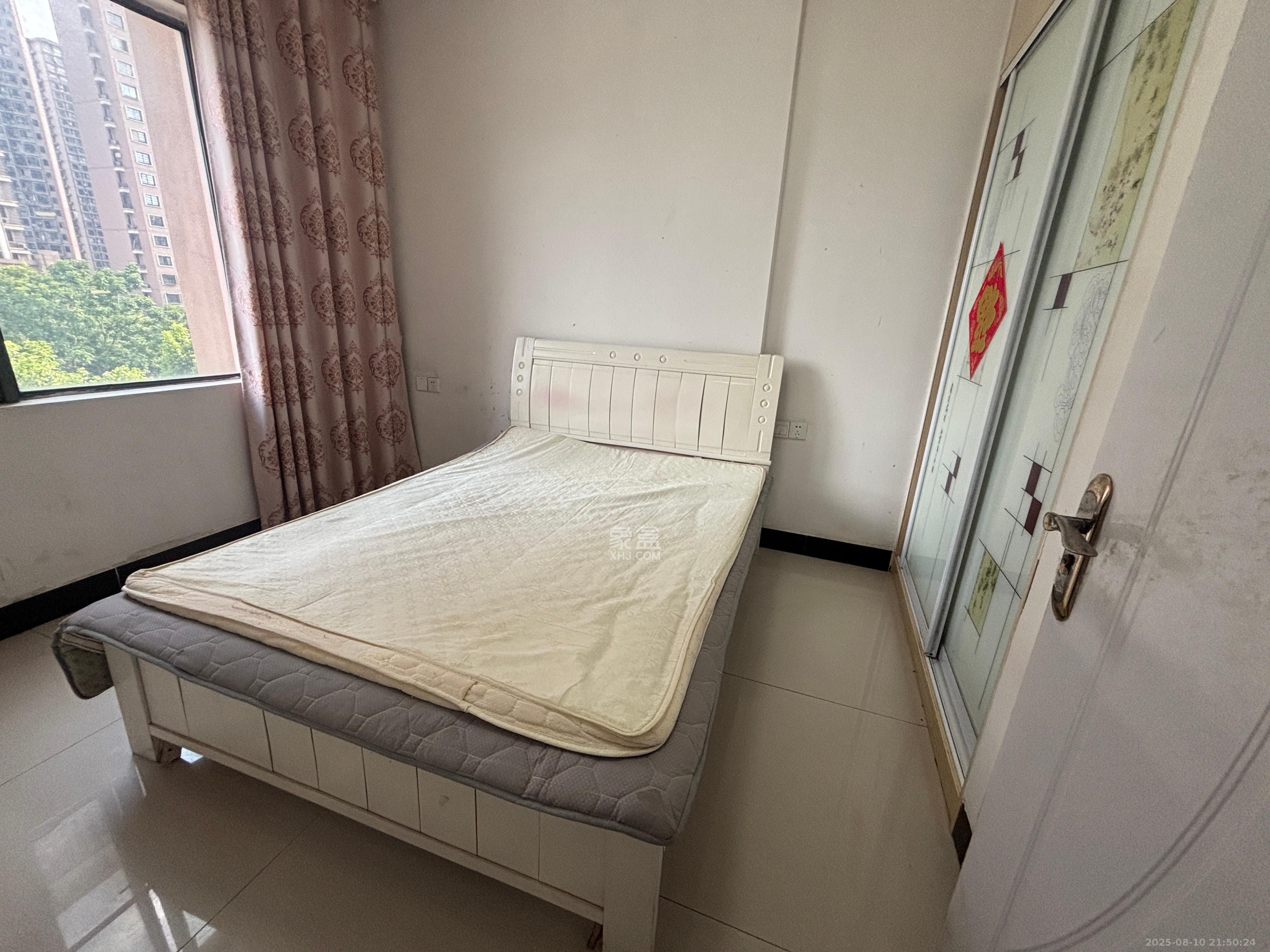 中欣楚天雅郡 2室2厅1卫 1500.0元/月 中欣楚天雅郡 2室2厅1卫 1500.0元/月室内图