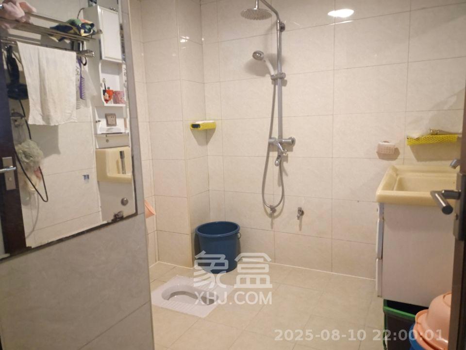 湖南宾馆  3室1厅1卫   4200.00元/月室内图