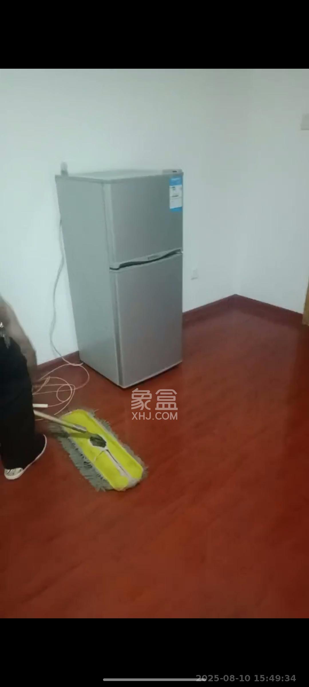 雅致名园 2室2厅1卫 2200.0元/月 雅致名园 2室2厅1卫 2200.0元/月室内图