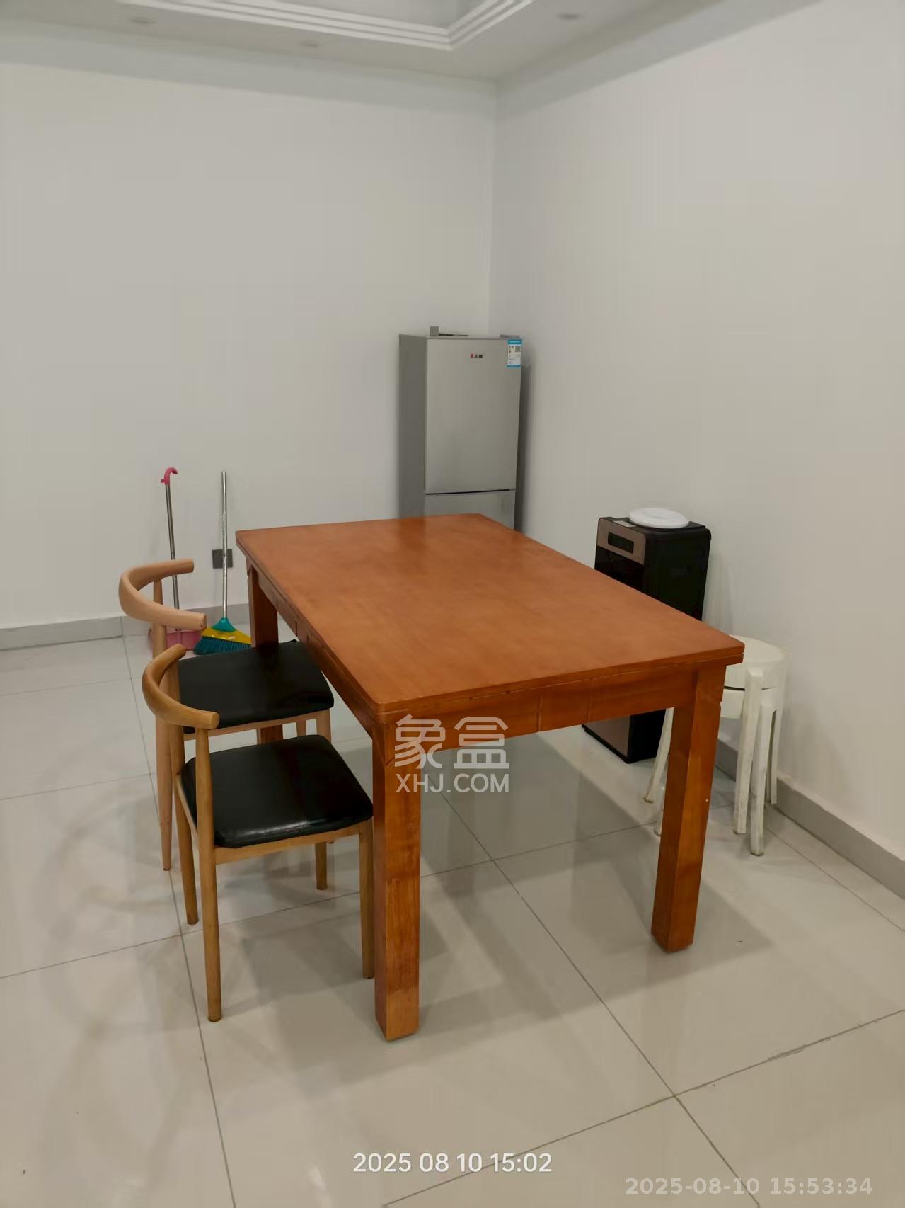 兰亭都荟（璟峰苑）  3室2厅1卫   2400.00元/月室内图