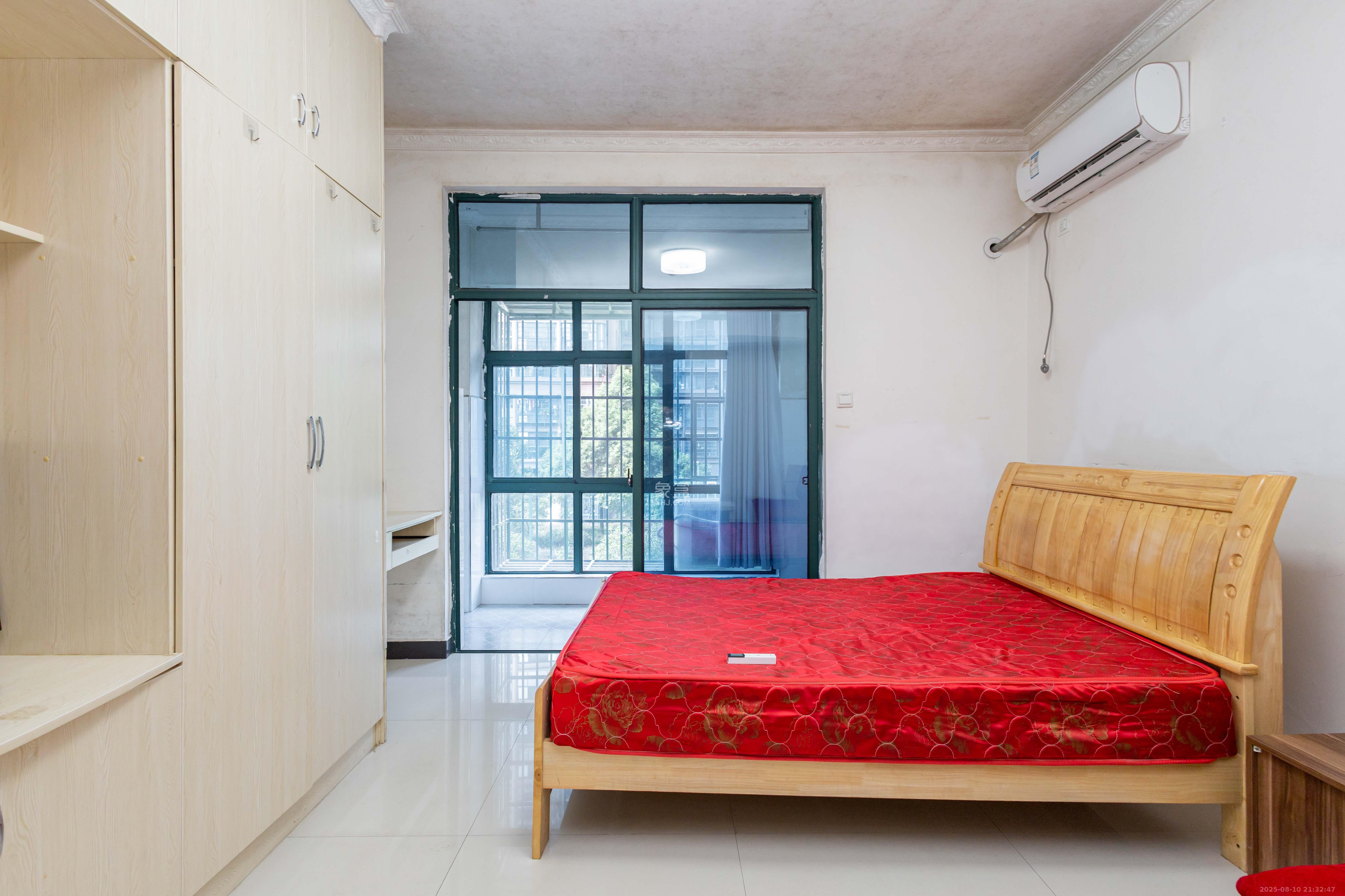 才子佳郡  1室1厅1卫    14.98万客厅