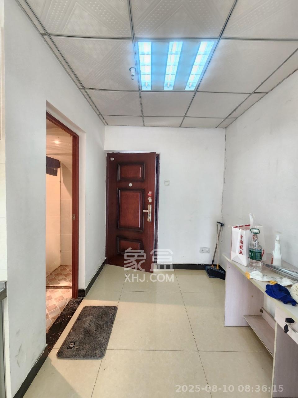 奥克斯广场 1室0厅0卫 1500.0元/月 奥克斯广场 1室0厅0卫 1500.0元/月室内图