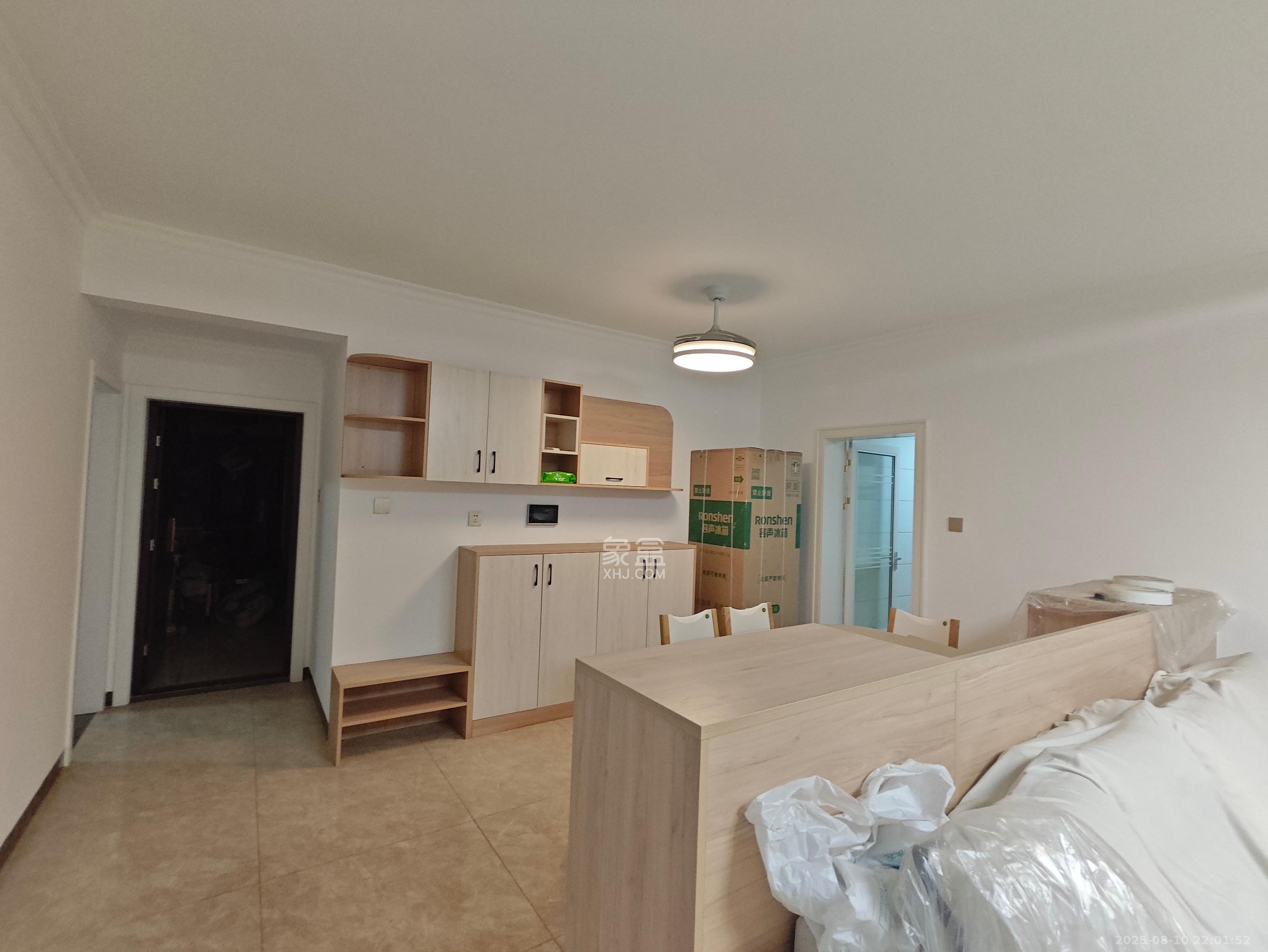 金湘苑(星澜之悦)  4室2厅2卫    2200.0元/月 金湘苑(星澜之悦)  4室2厅2卫    2200.0元/月室内图