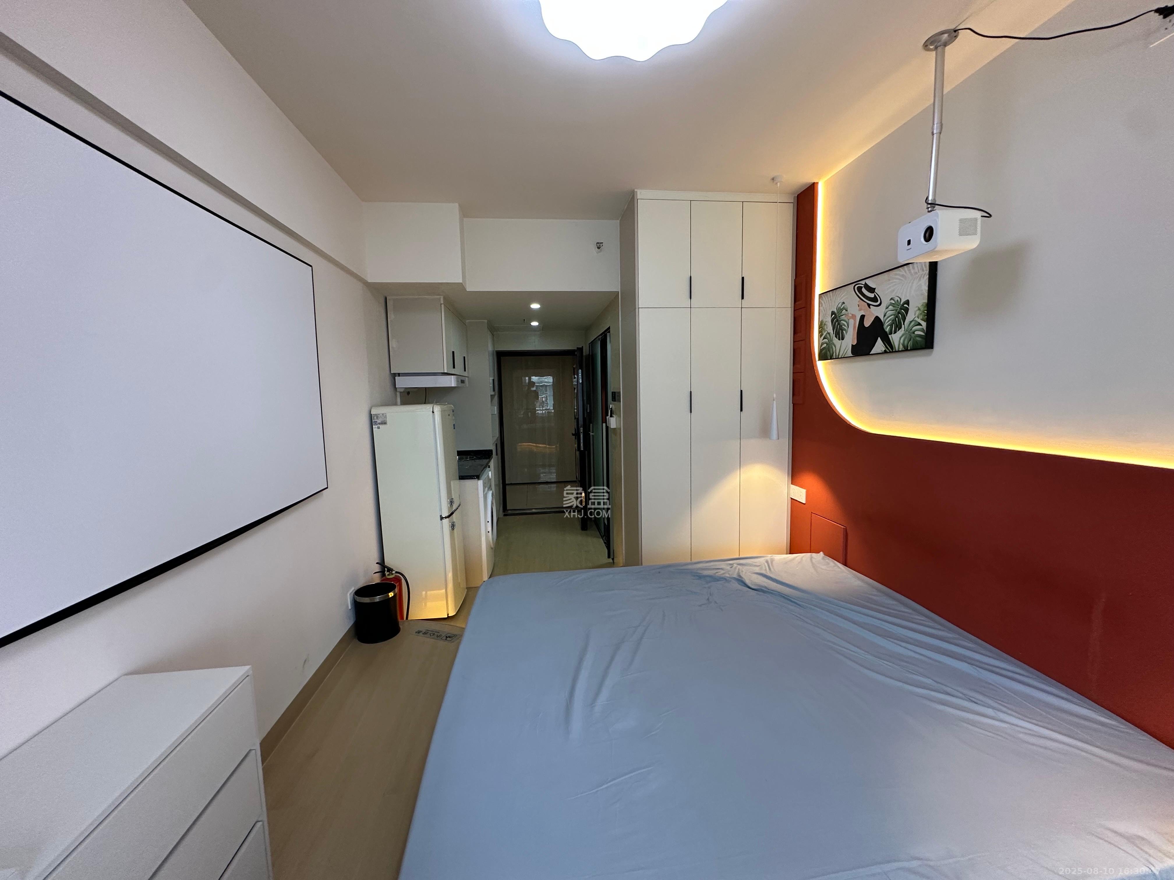 保利天禧EF区 1室1厅1卫 1700.0元/月 保利天禧EF区 1室1厅1卫 1700.0元/月室内图