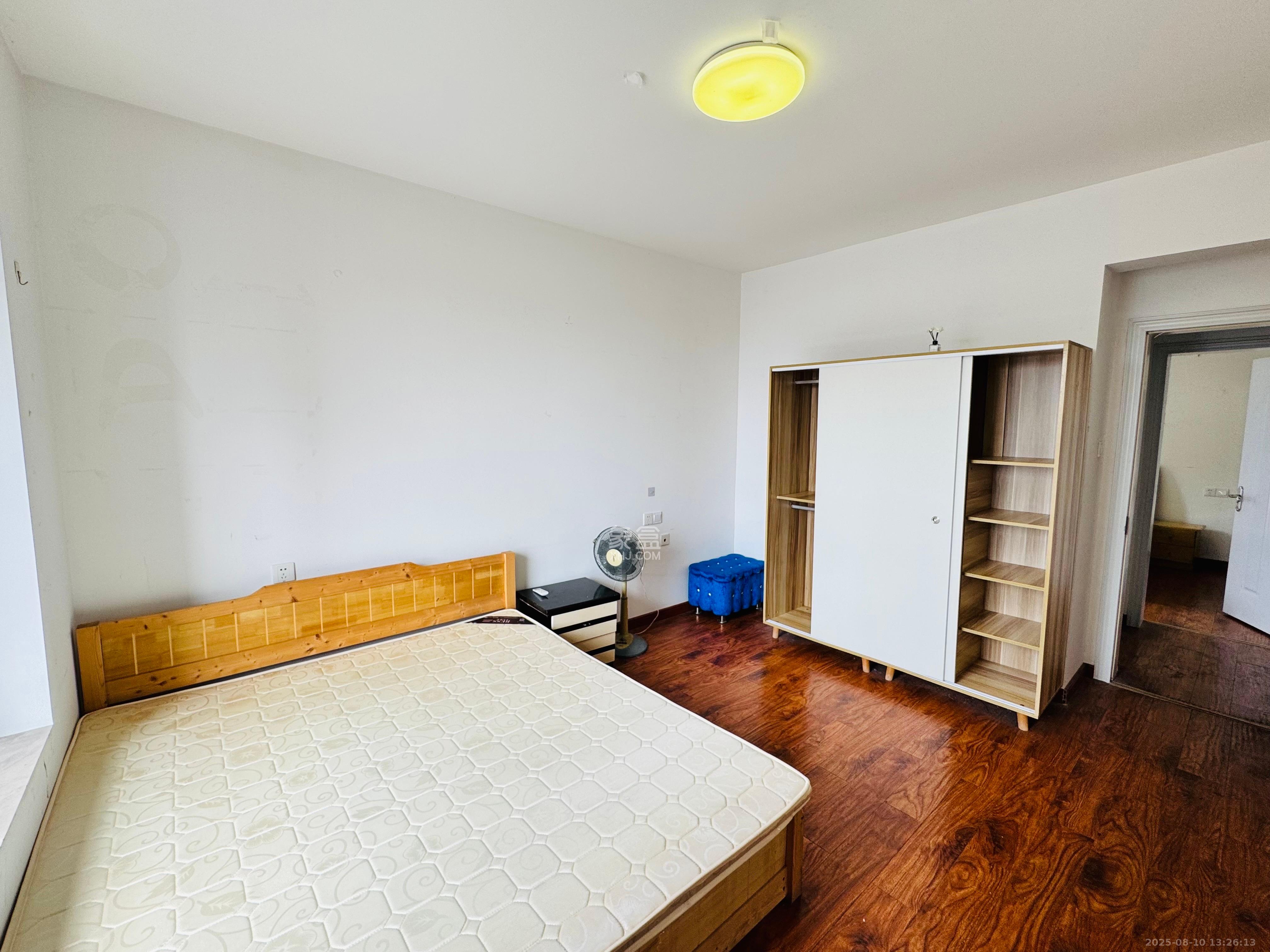 半山壹号  2室2厅1卫    2500.0元/月室内图