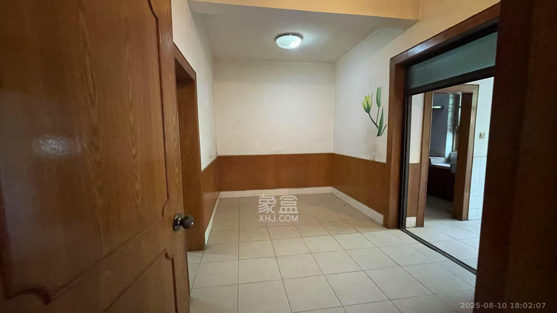 湖南省冶金材料研究所宿舍 2室2厅1卫 800.0元/月 湖南省冶金材料研究所宿舍 2室2厅1卫 800.0元/月室内图