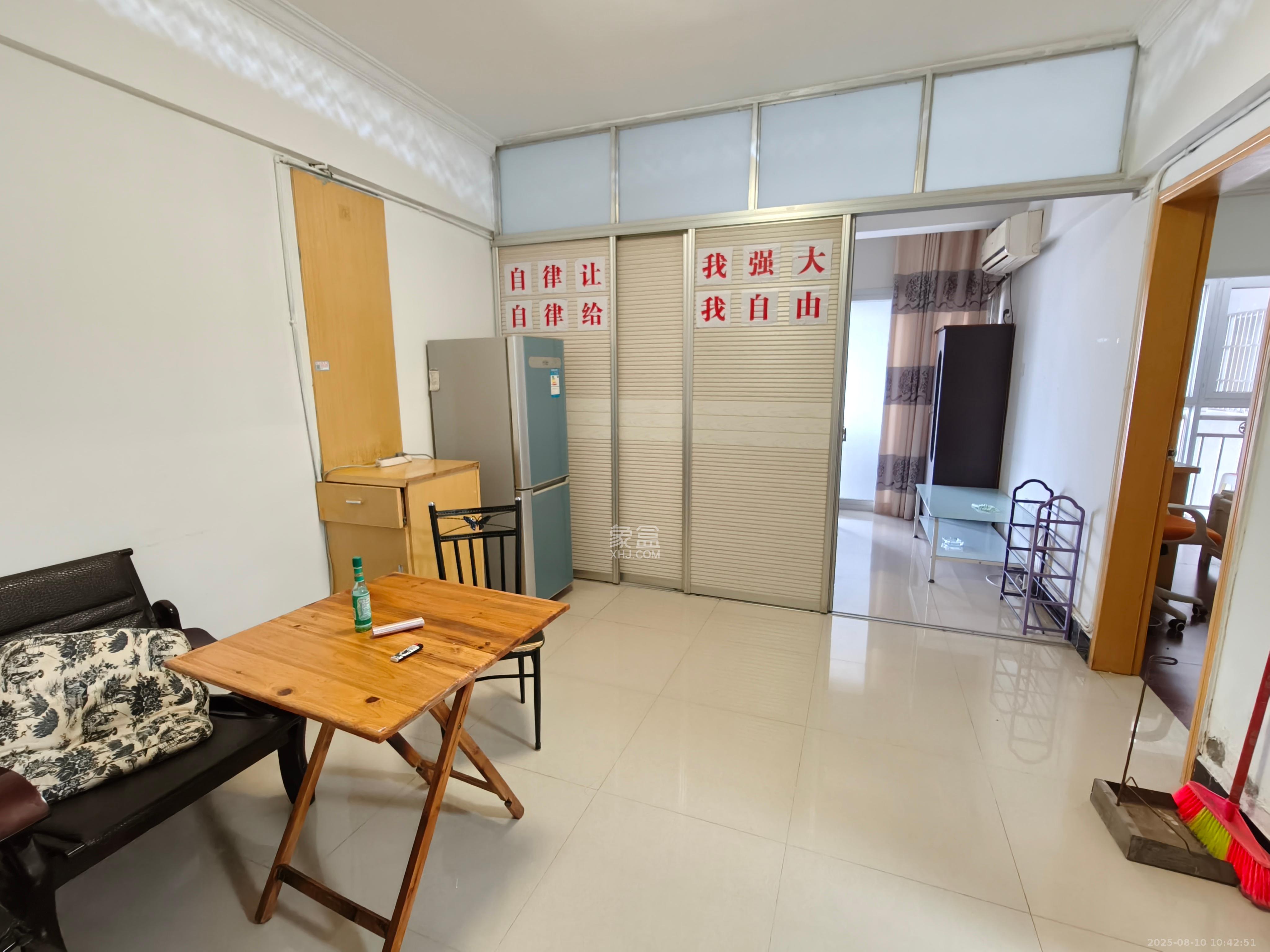 西罗亚大厦 1室1厅1卫 3000.0元/月 西罗亚大厦 1室1厅1卫 3000.0元/月室内图