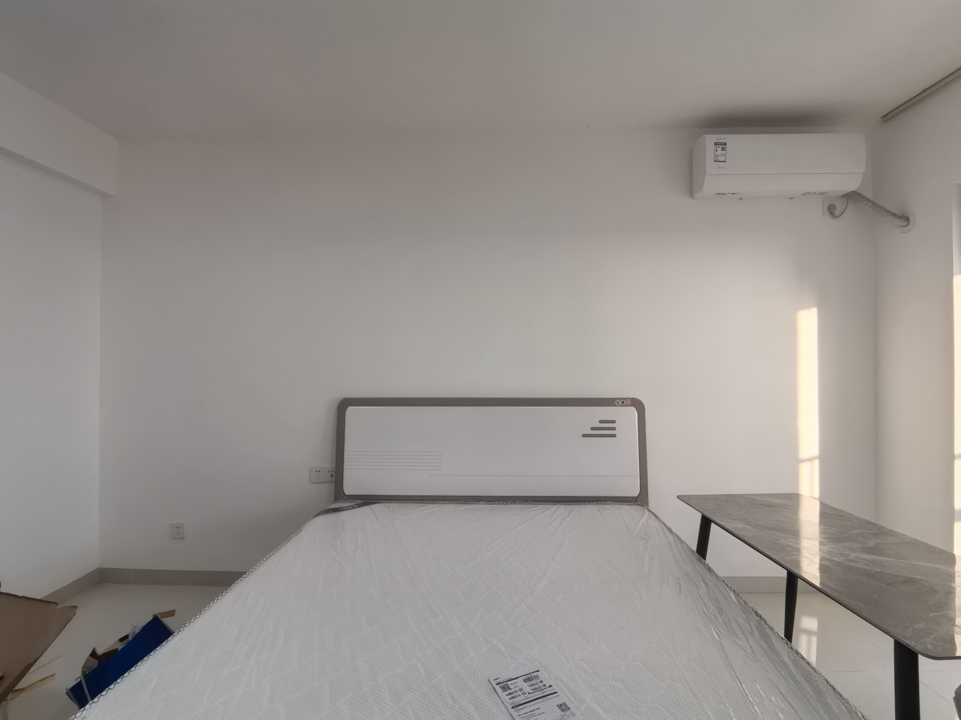 龙城新景  1室1厅1卫    2000.0元/月 龙城新景  1室1厅1卫    2000.0元/月室内图