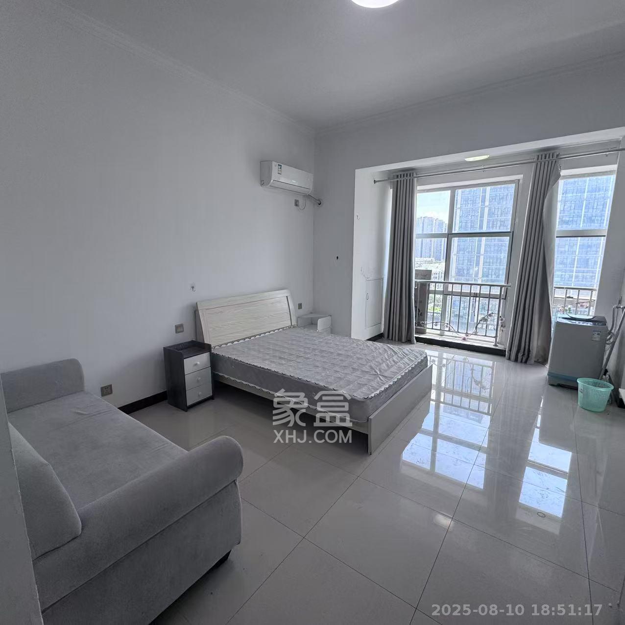 恒泰广场 1室1厅1卫 1400.0元/月 恒泰广场 1室1厅1卫 1400.0元/月室内图