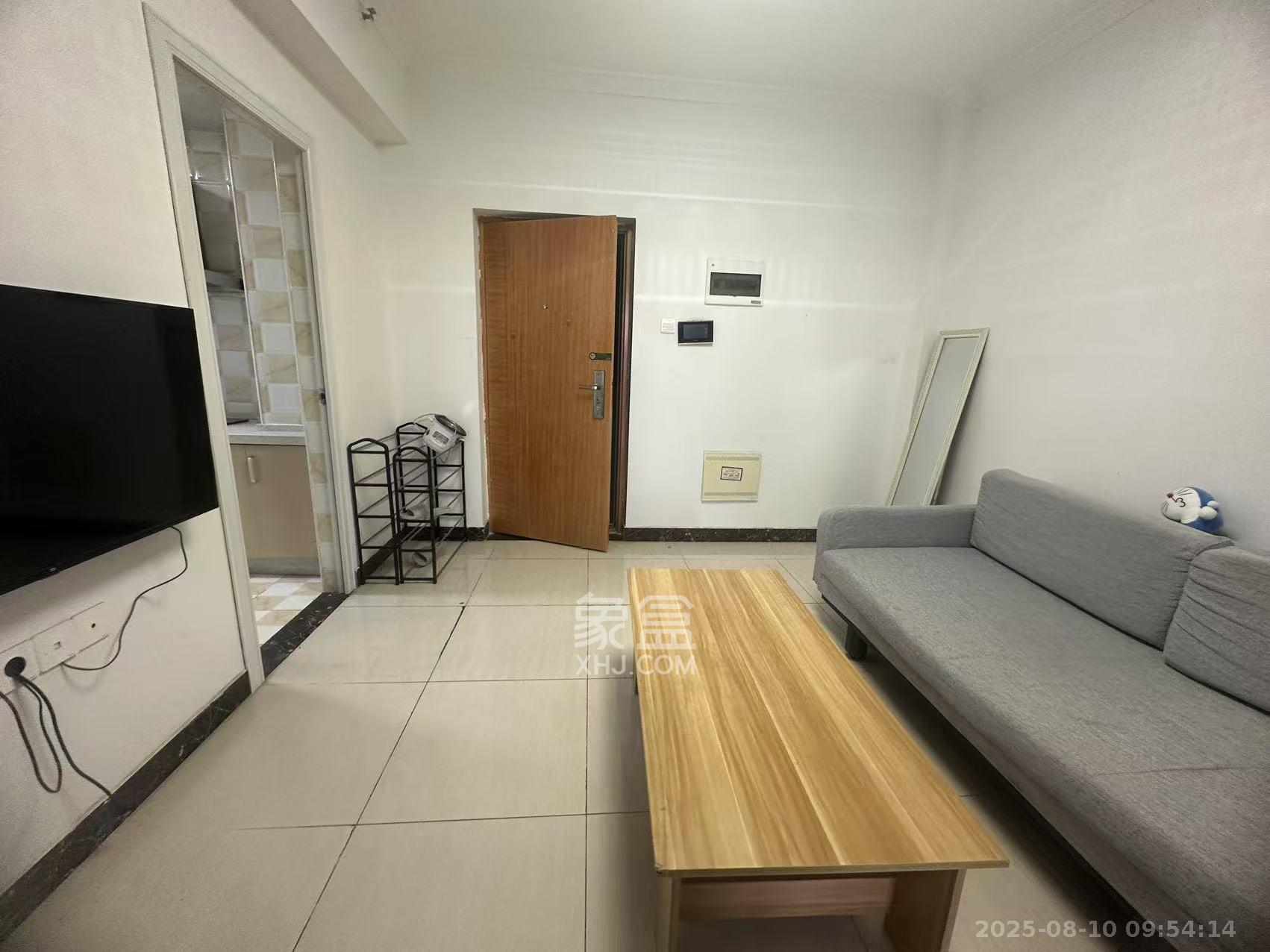 天鸿天府(天鸿中央大院) 2室1厅1卫 1800.0元/月 天鸿天府(天鸿中央大院) 2室1厅1卫 1800.0元/月室内图